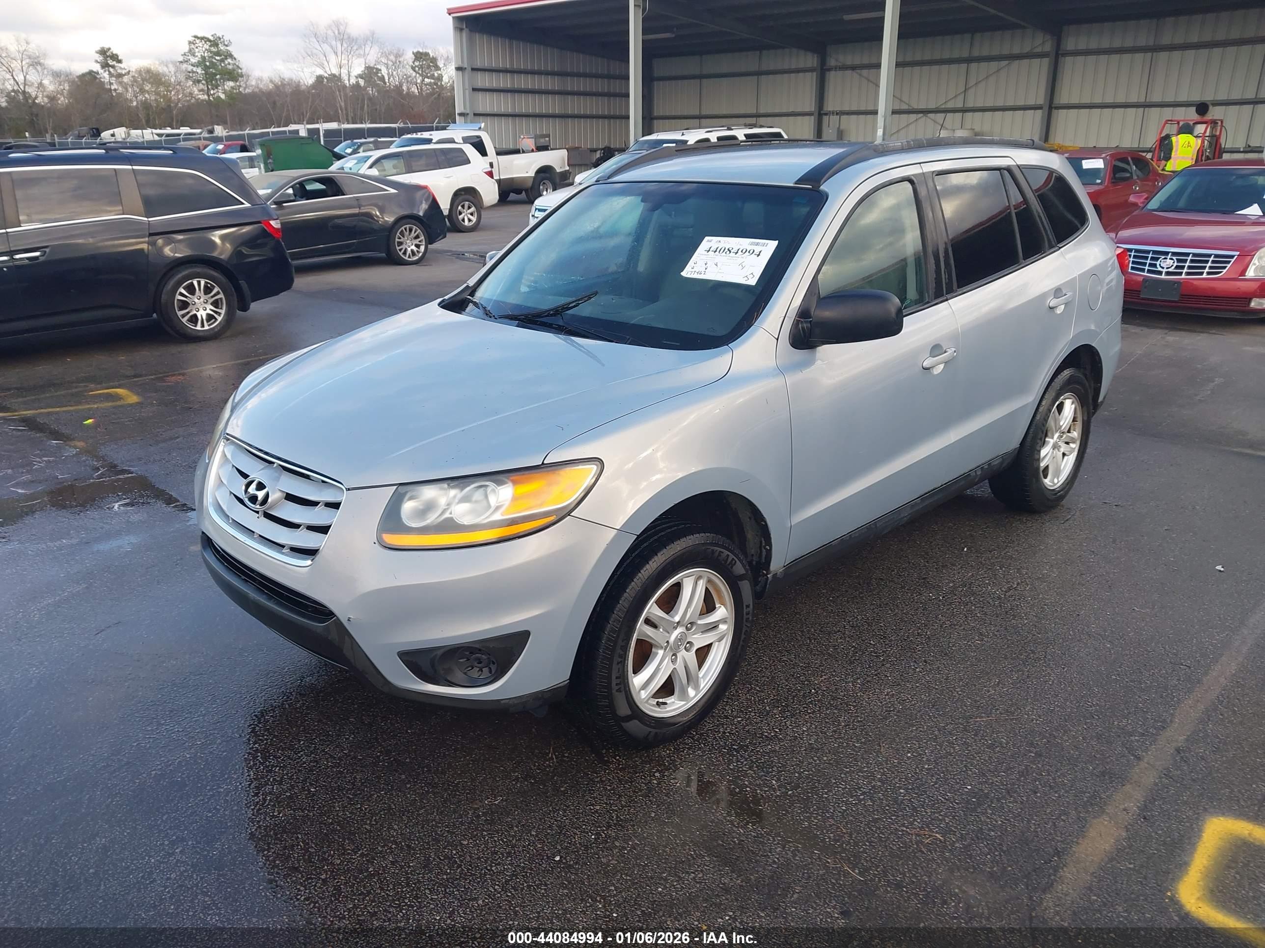 HYUNDAI SANTA image 2