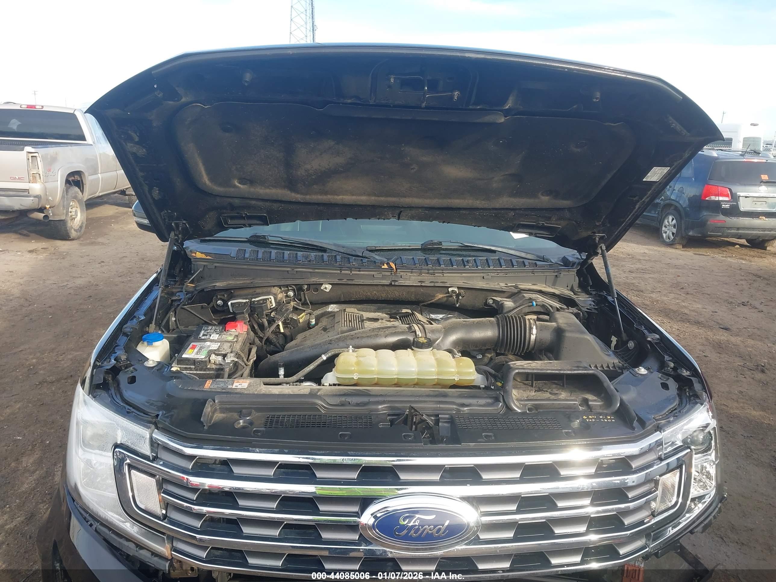 FORD EXPEDITION image 10