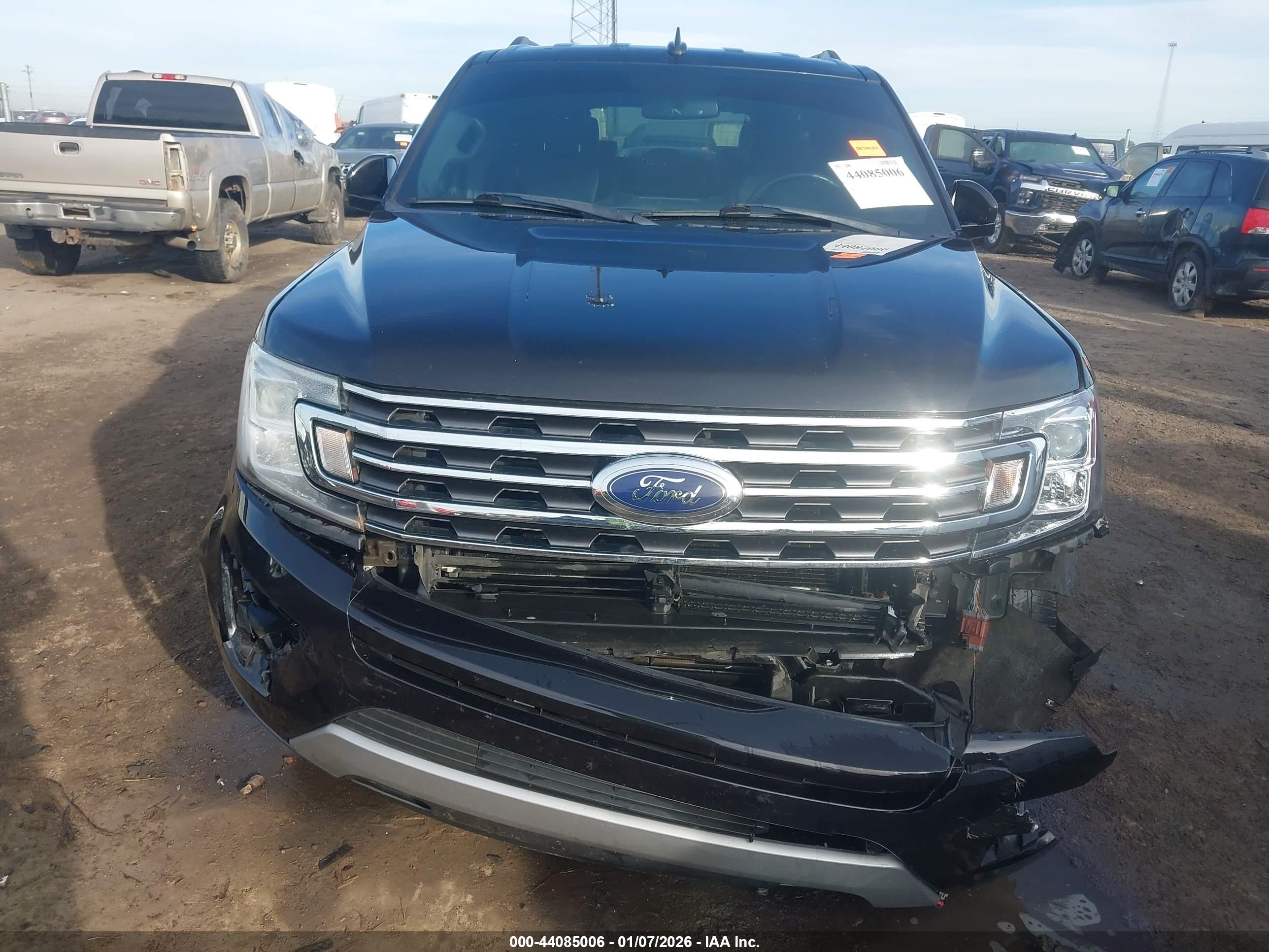 FORD EXPEDITION image 6