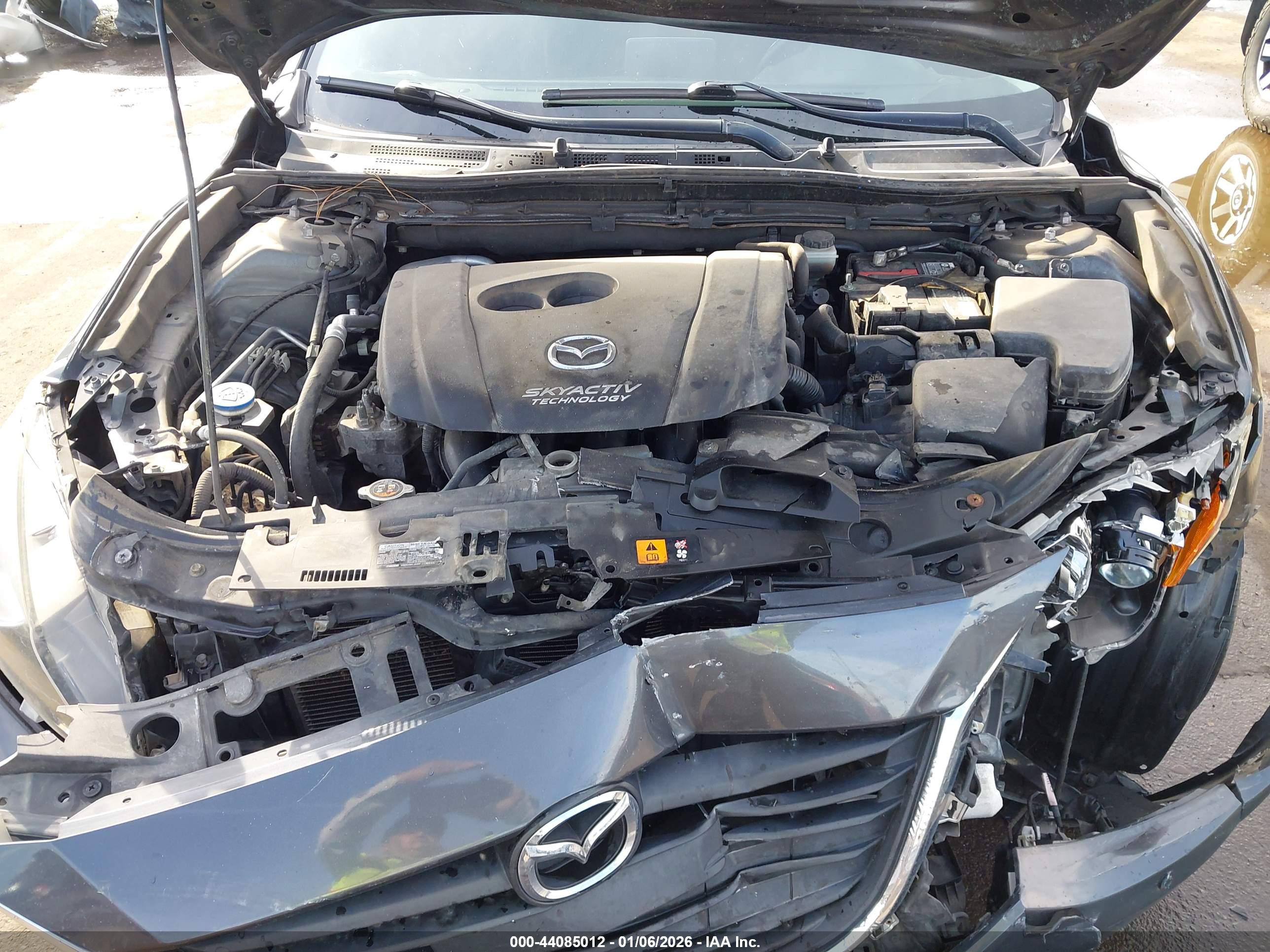 MAZDA MAZDA3 image 10
