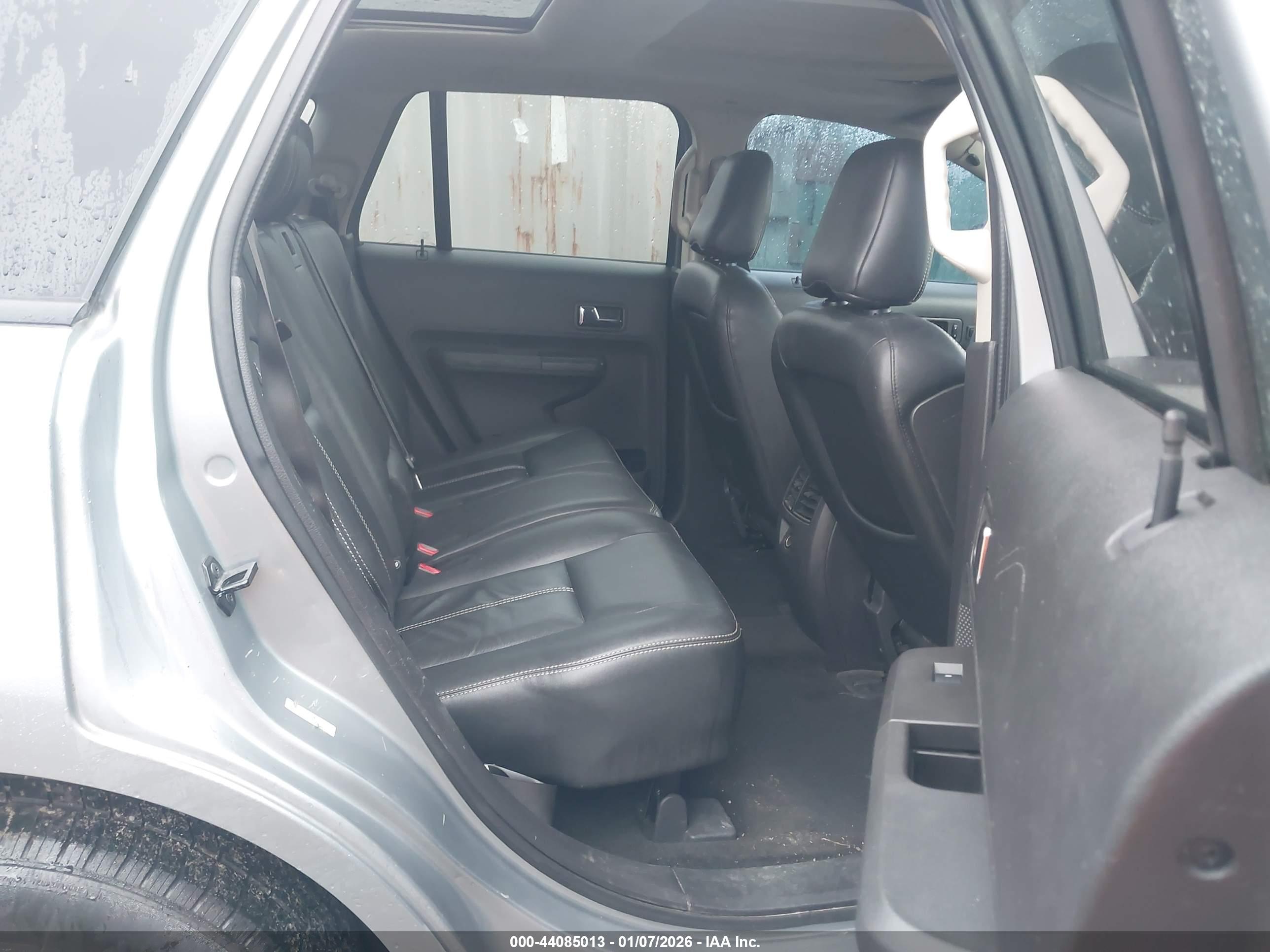 FORD EDGE image 8