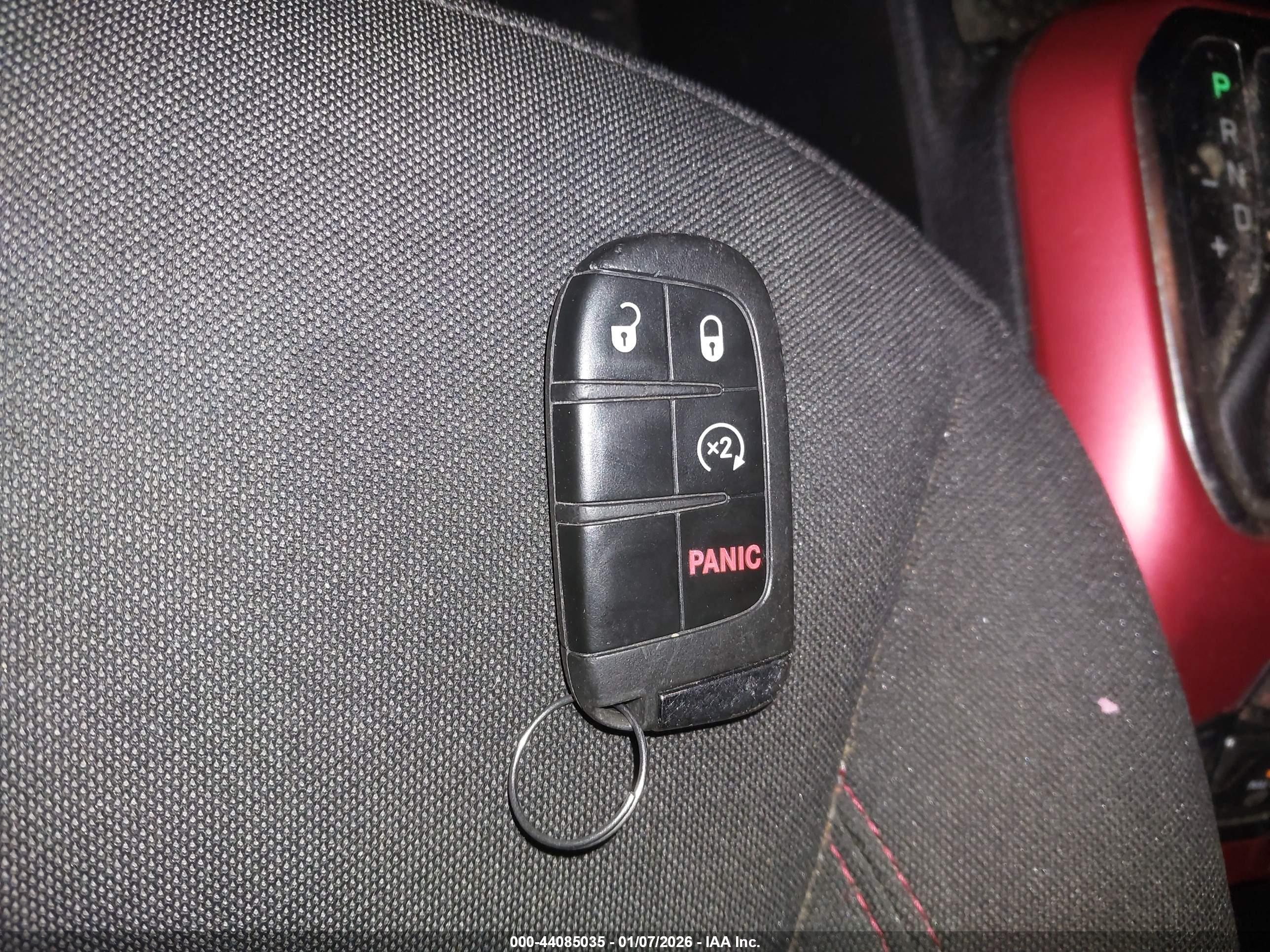 JEEP RENEGADE image 11