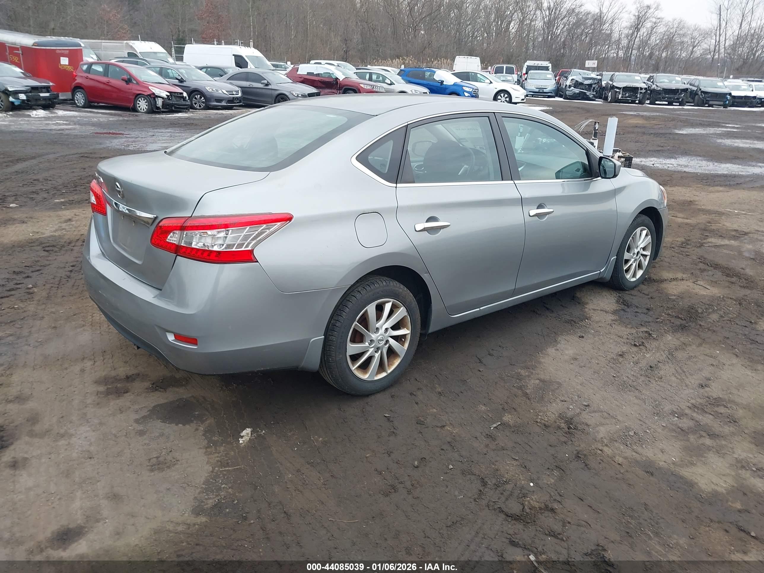NISSAN SENTRA image 4