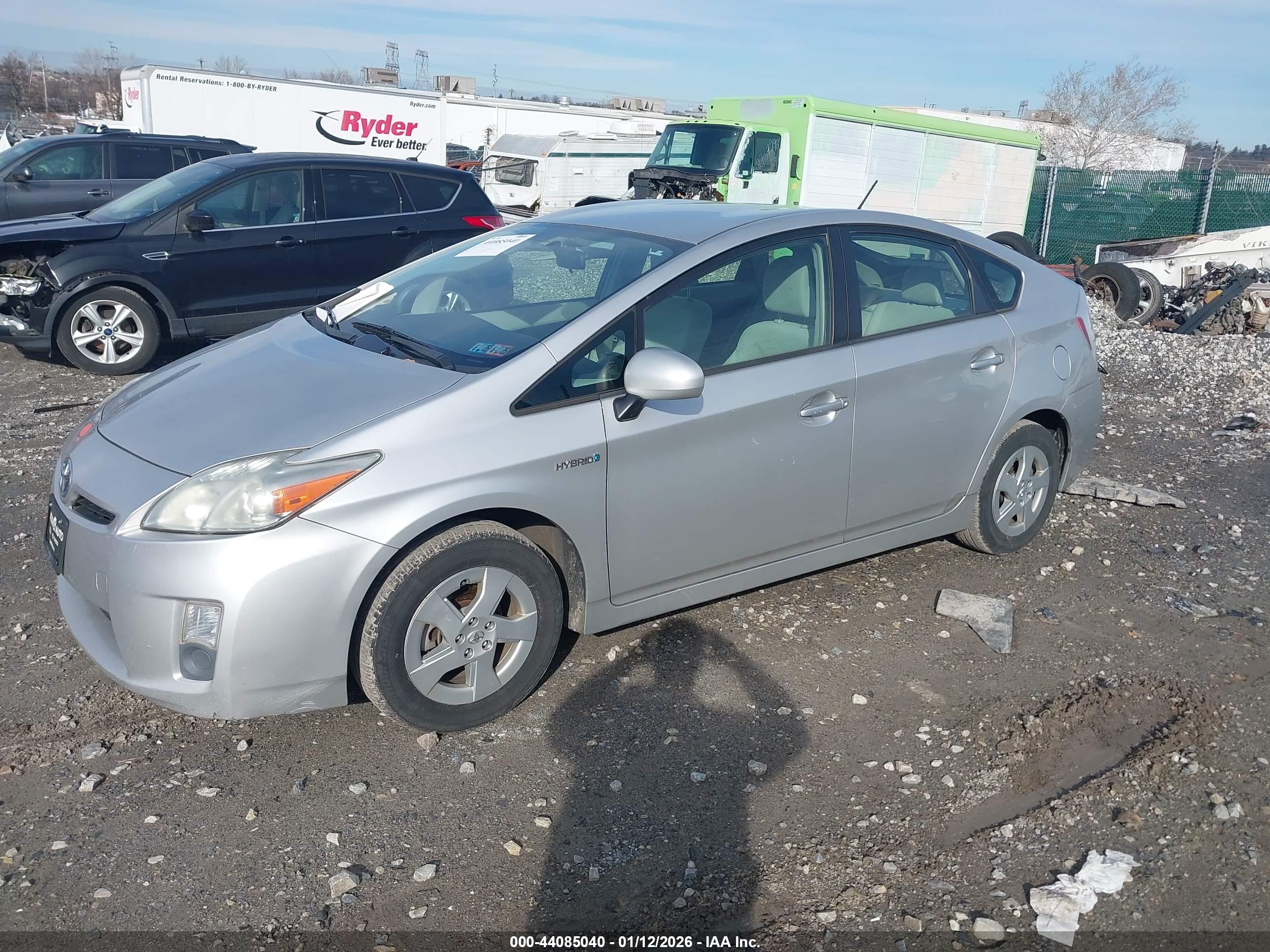 TOYOTA PRIUS image 2