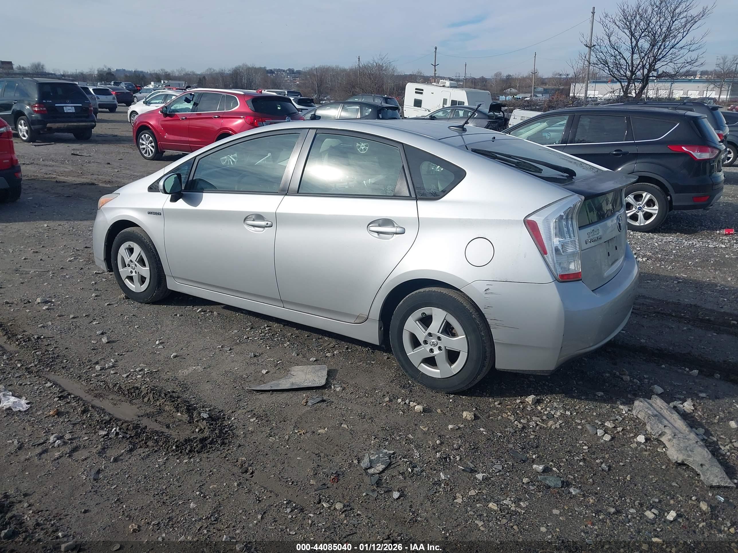 TOYOTA PRIUS image 3