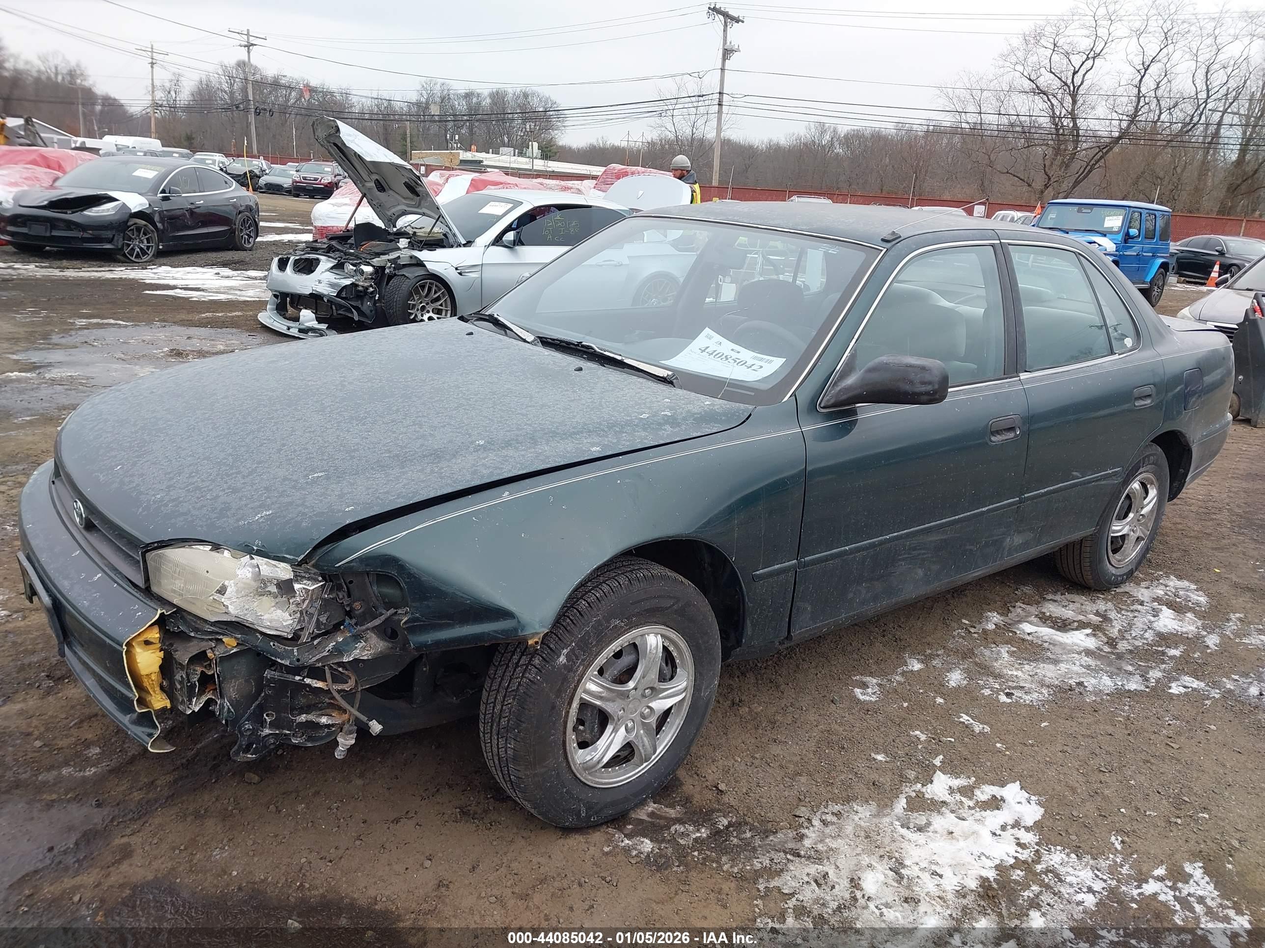 TOYOTA CAMRY image 6