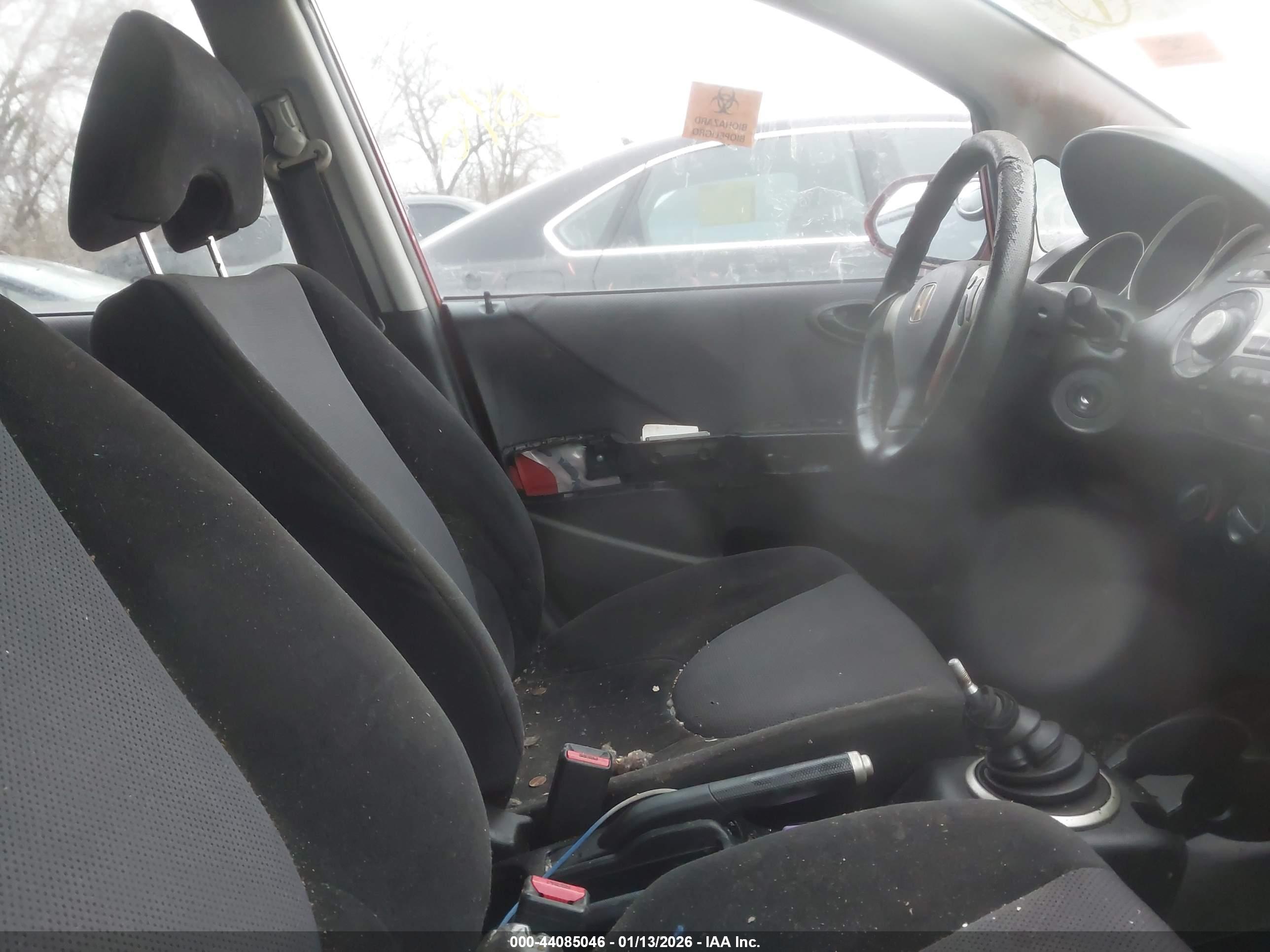 HONDA FIT image 5