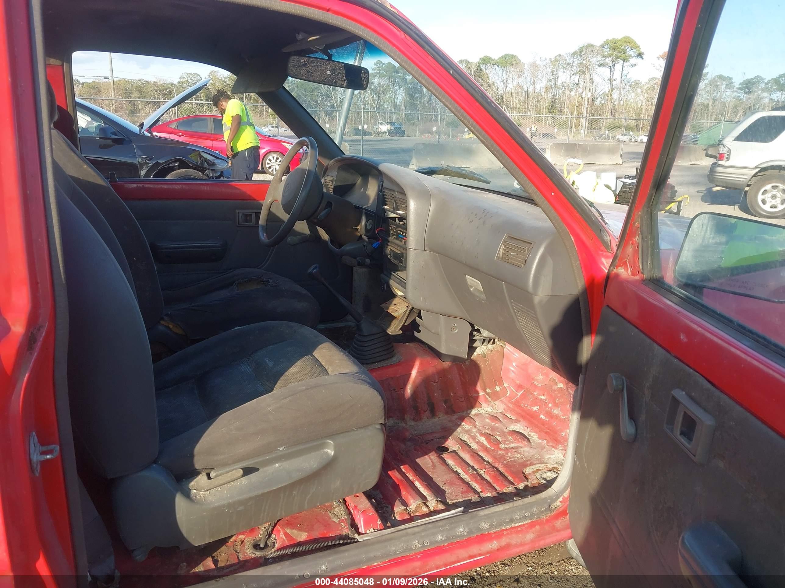 TOYOTA PICKUP image 5