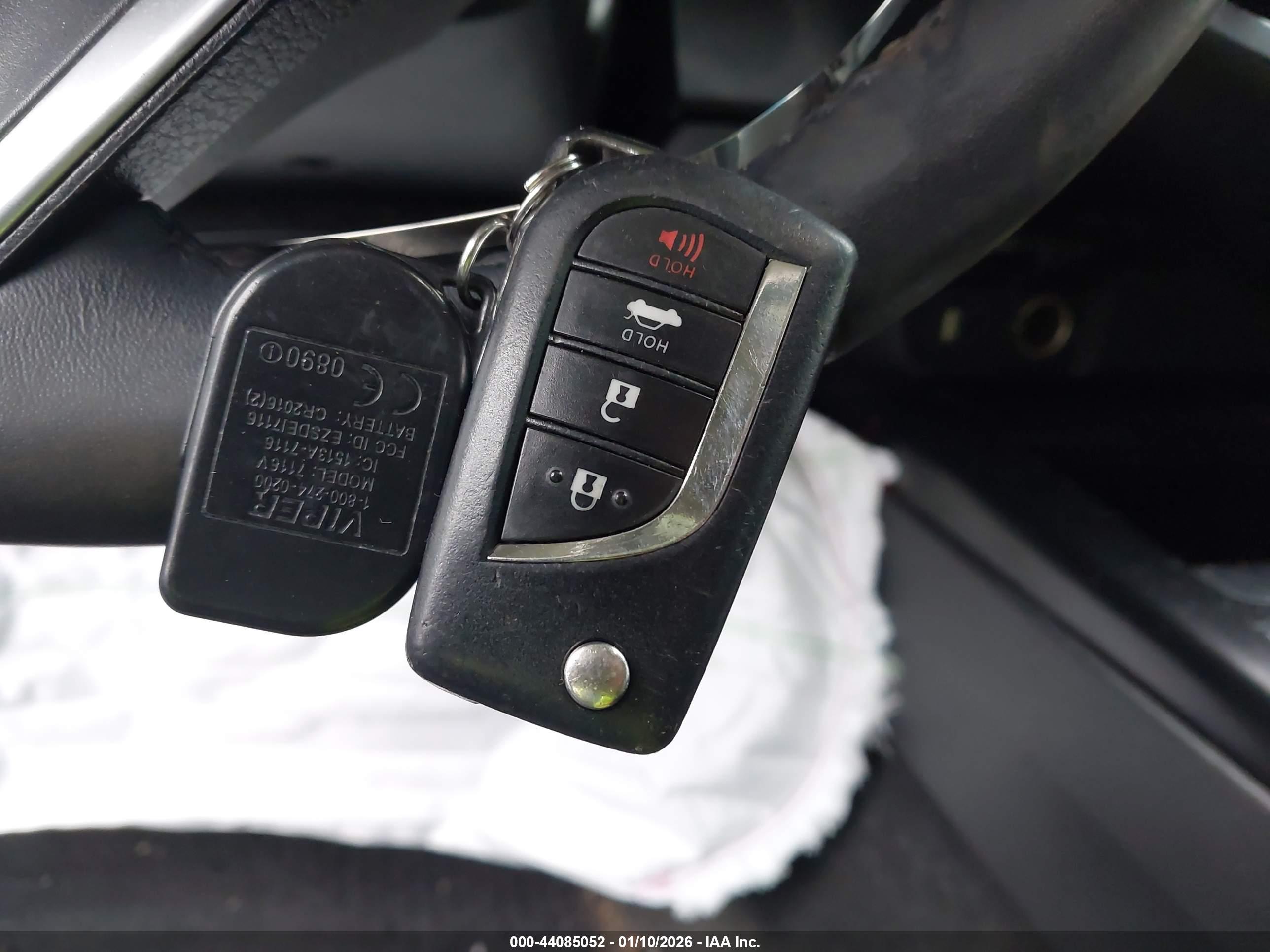 TOYOTA CAMRY image 11