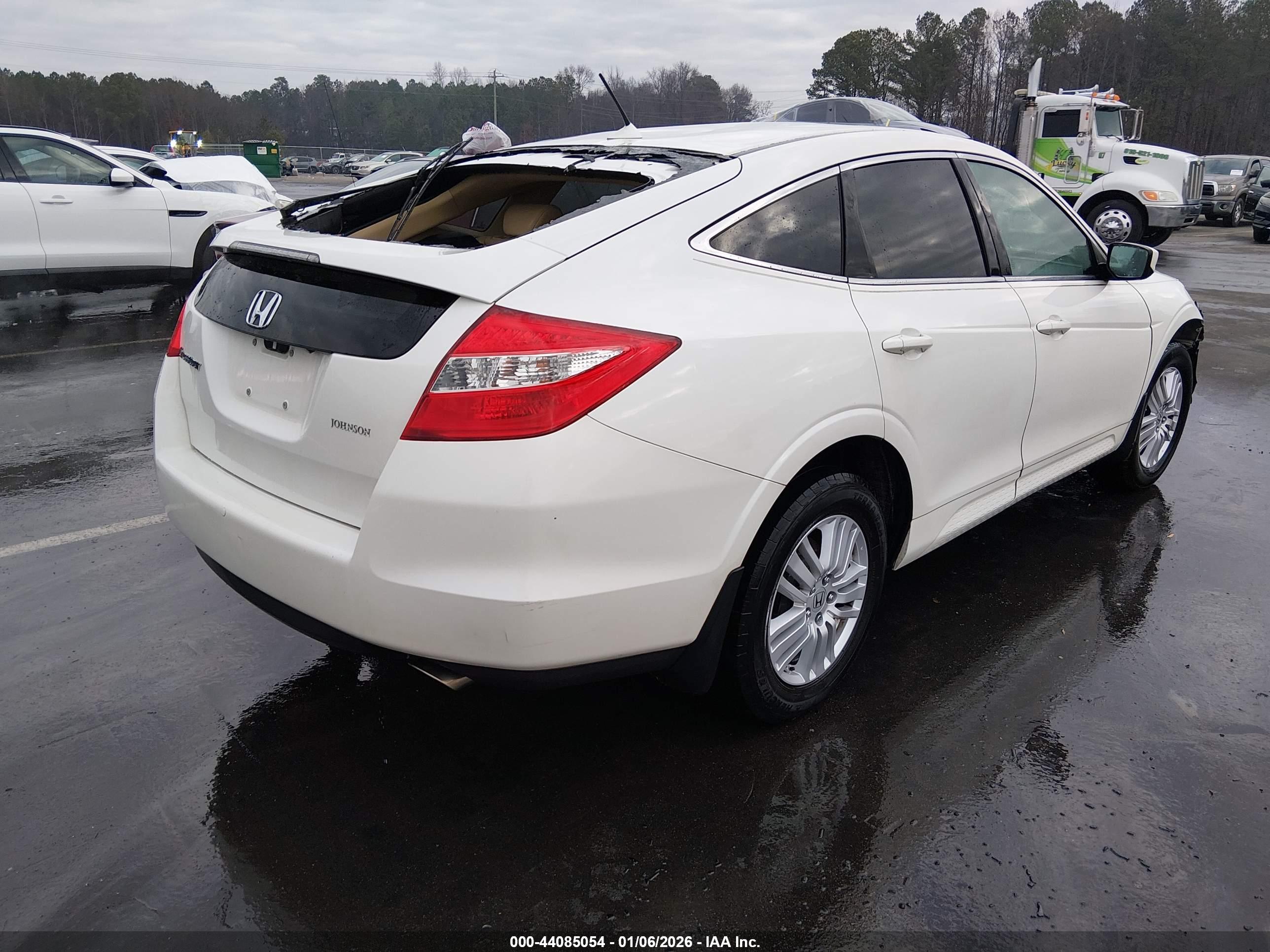 HONDA CROSSTOUR image 4