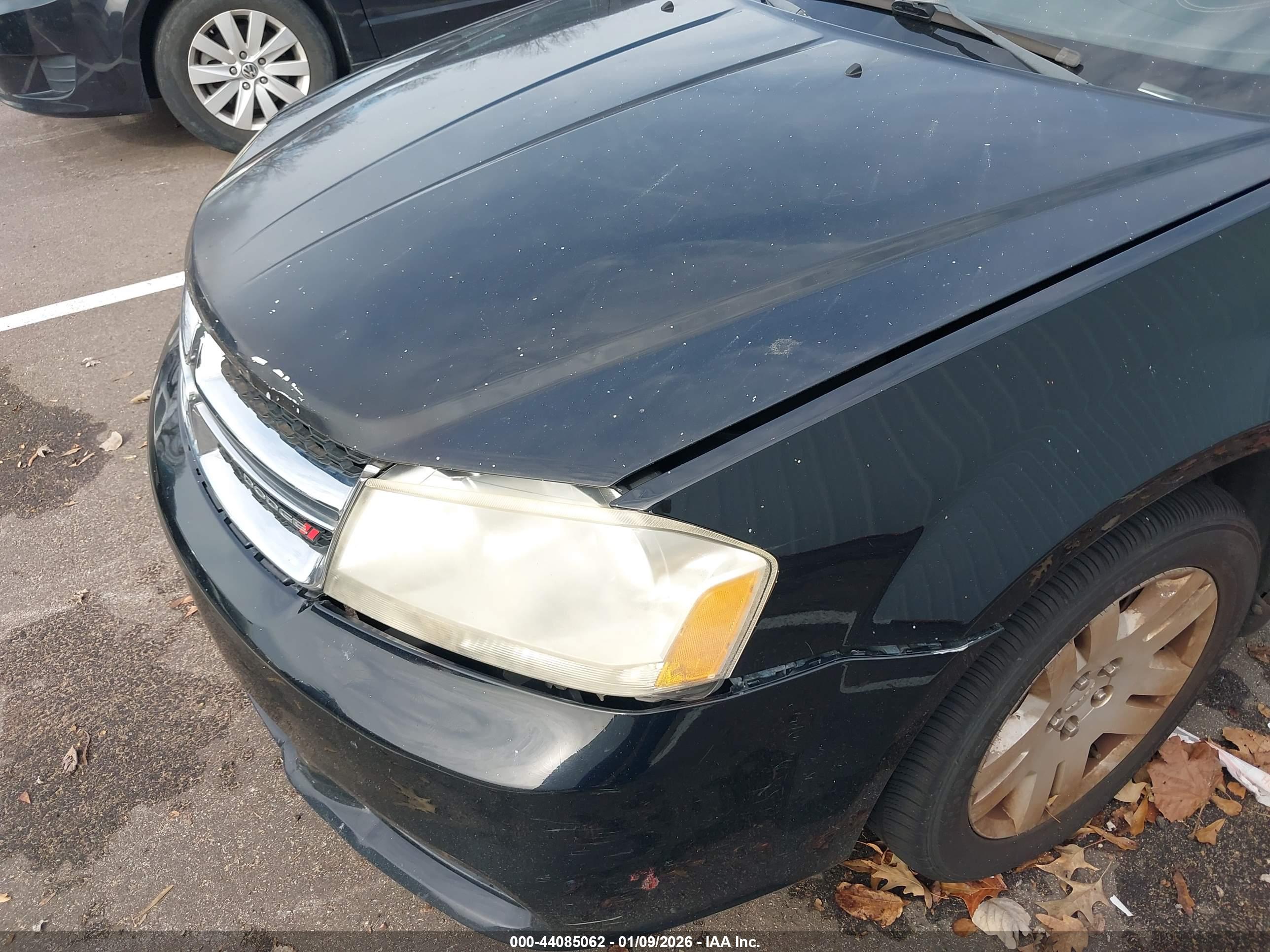DODGE AVENGER image 6