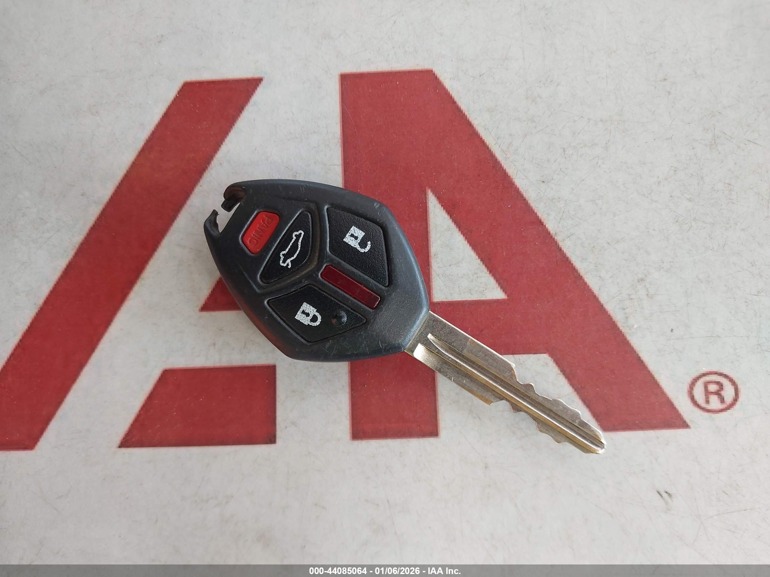 MITSUBISHI LANCER image 11