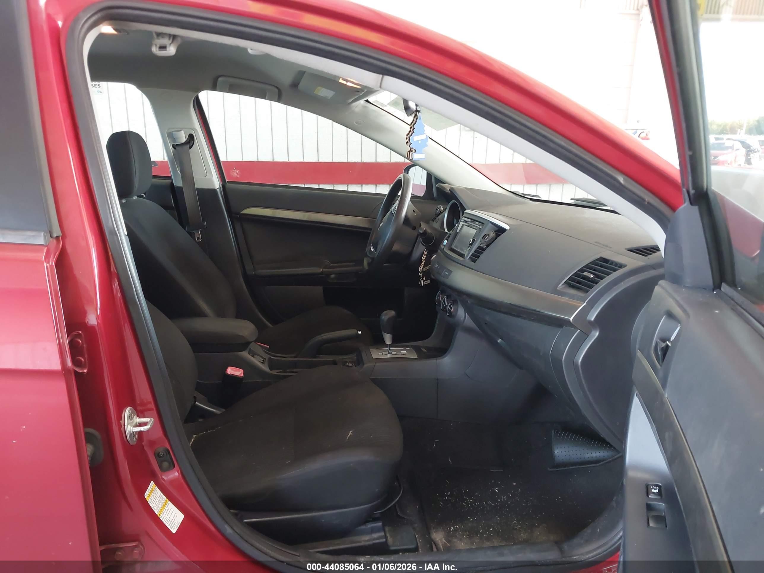 MITSUBISHI LANCER image 5