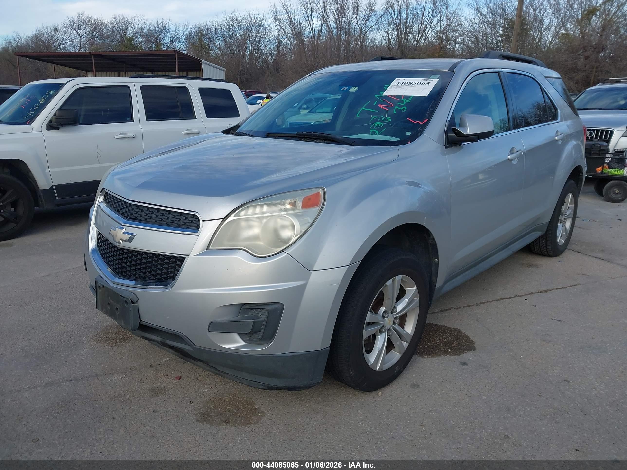 CHEVROLET EQUINOX image 2