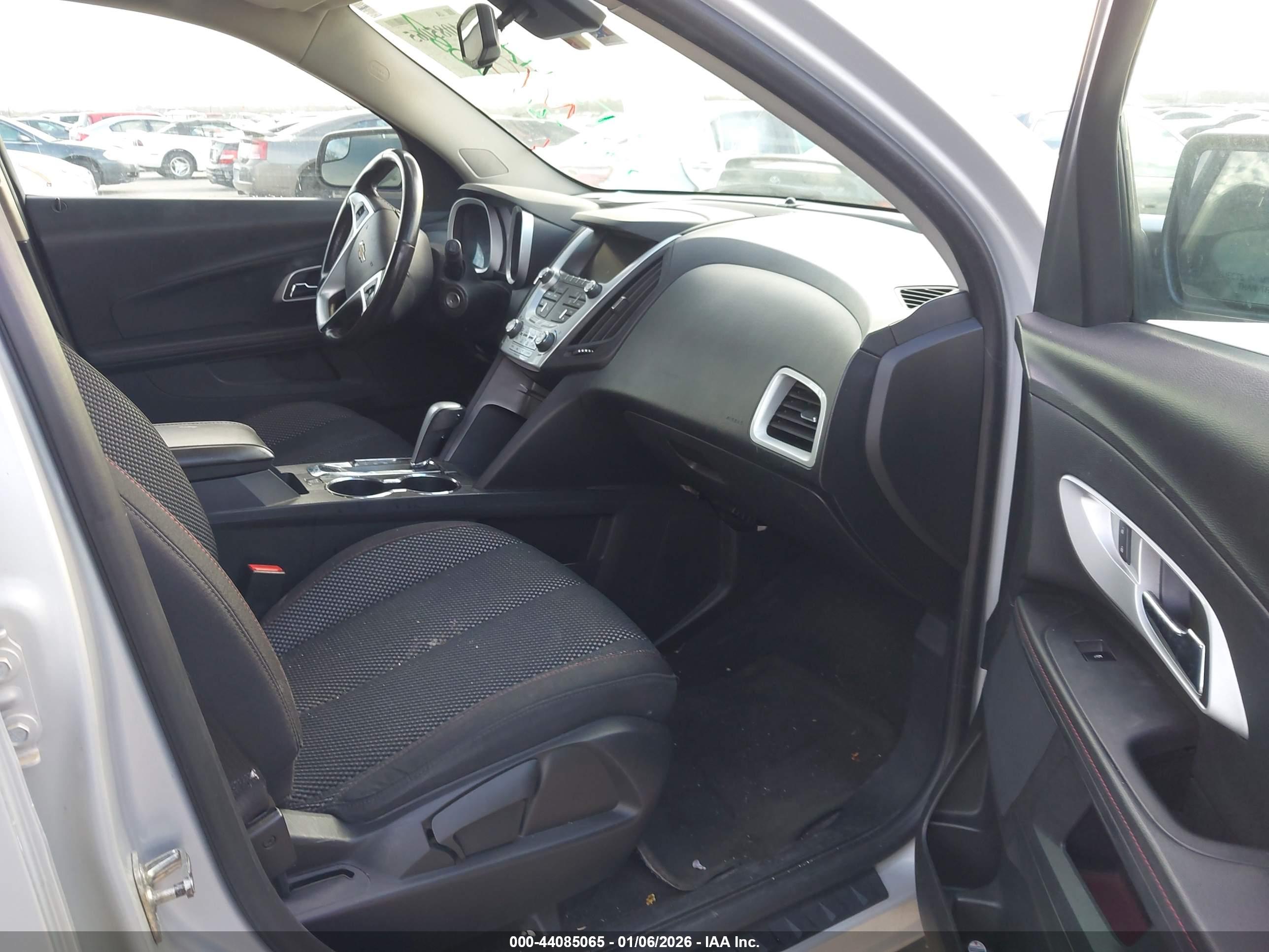 CHEVROLET EQUINOX image 5