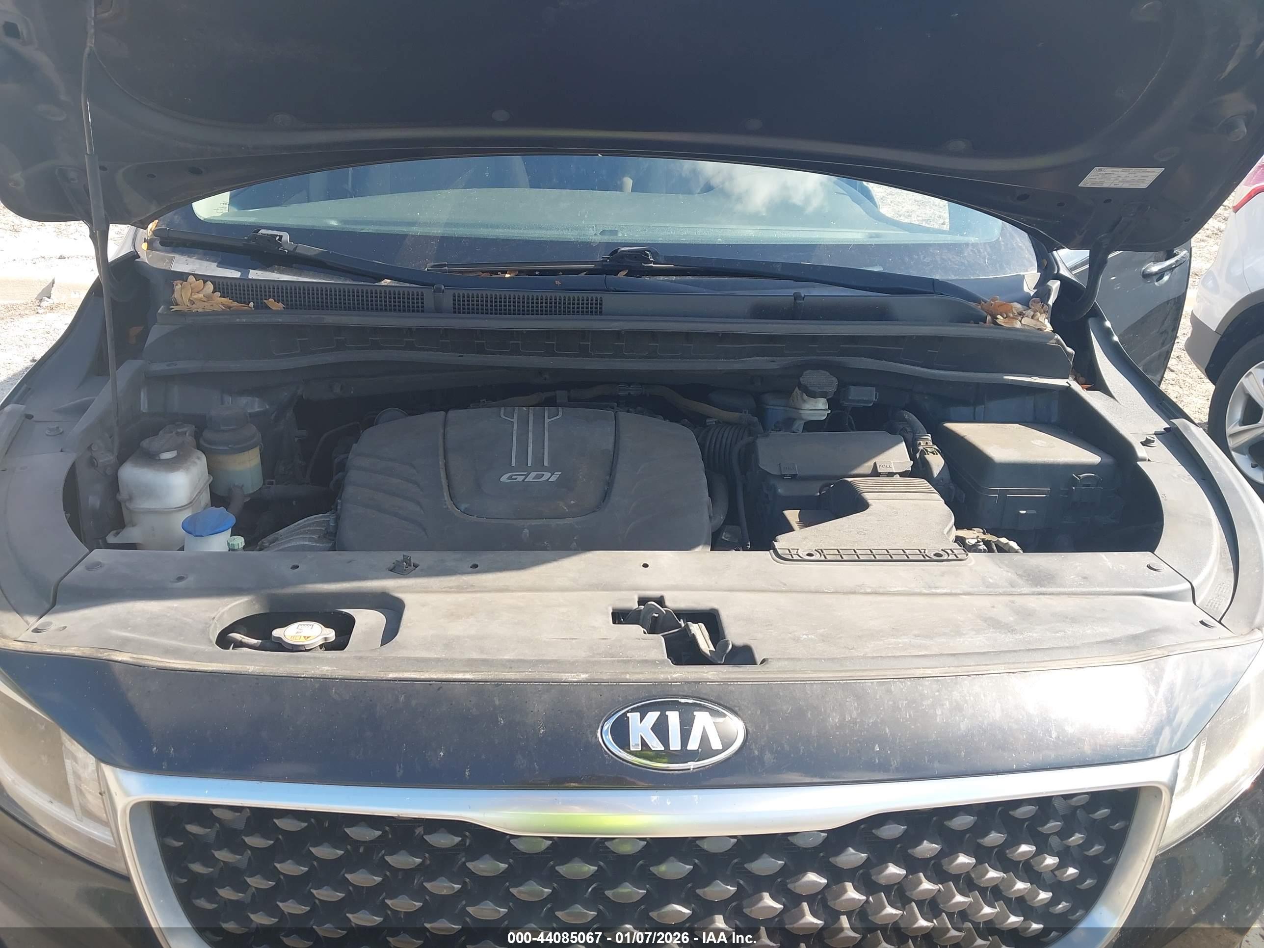 KIA SEDONA image 10
