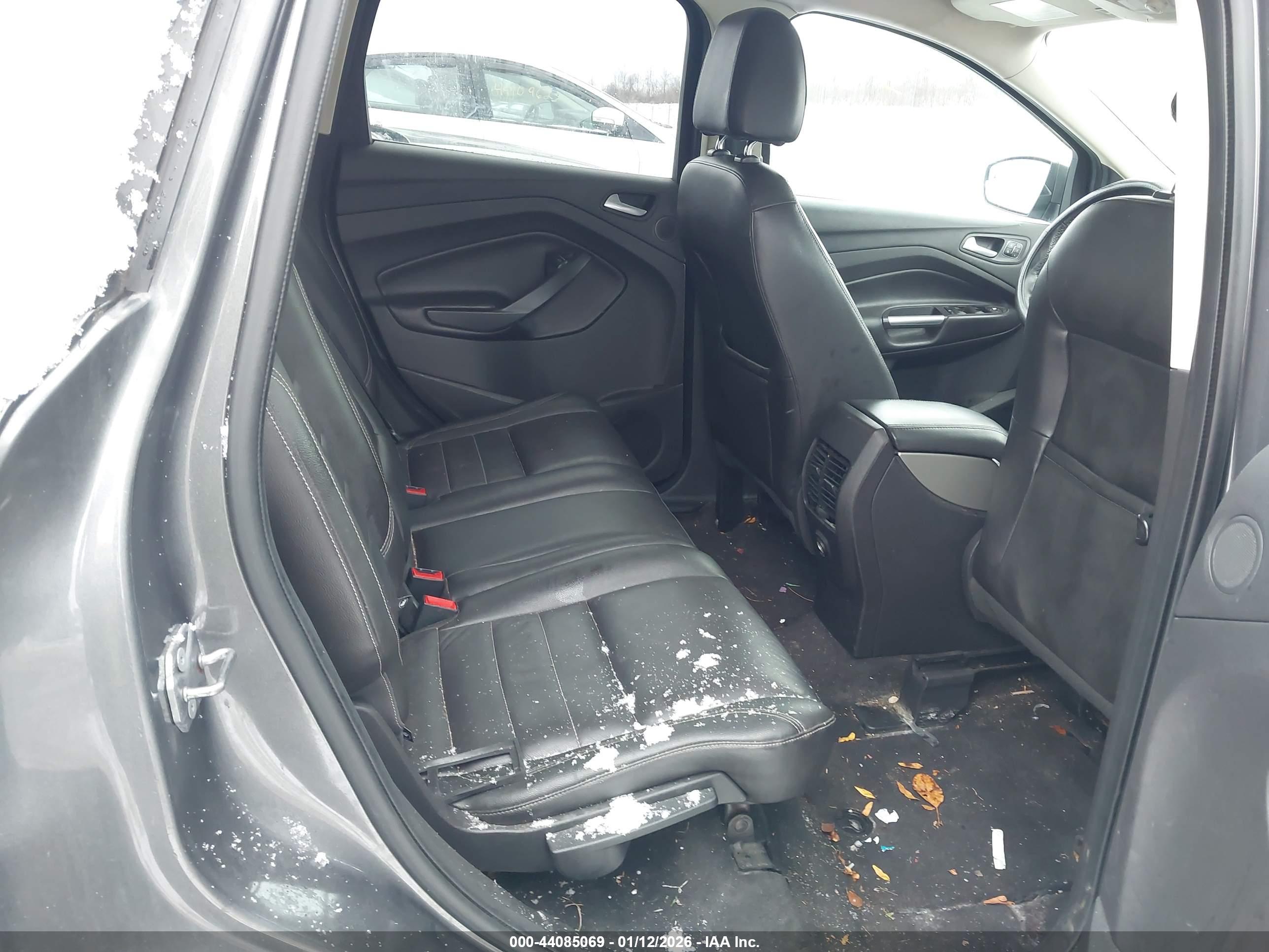 FORD ESCAPE image 8