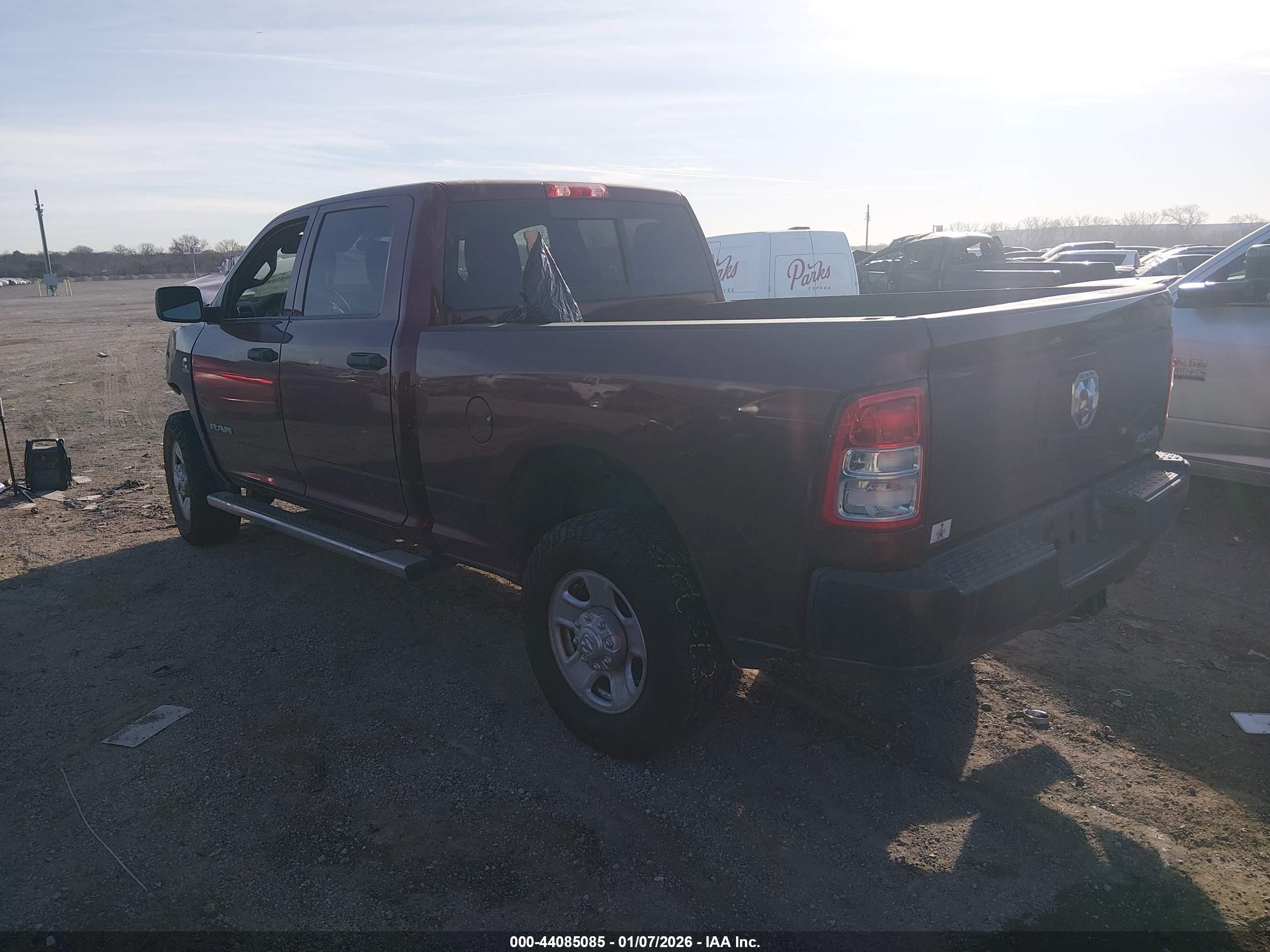 RAM 2500 image 3