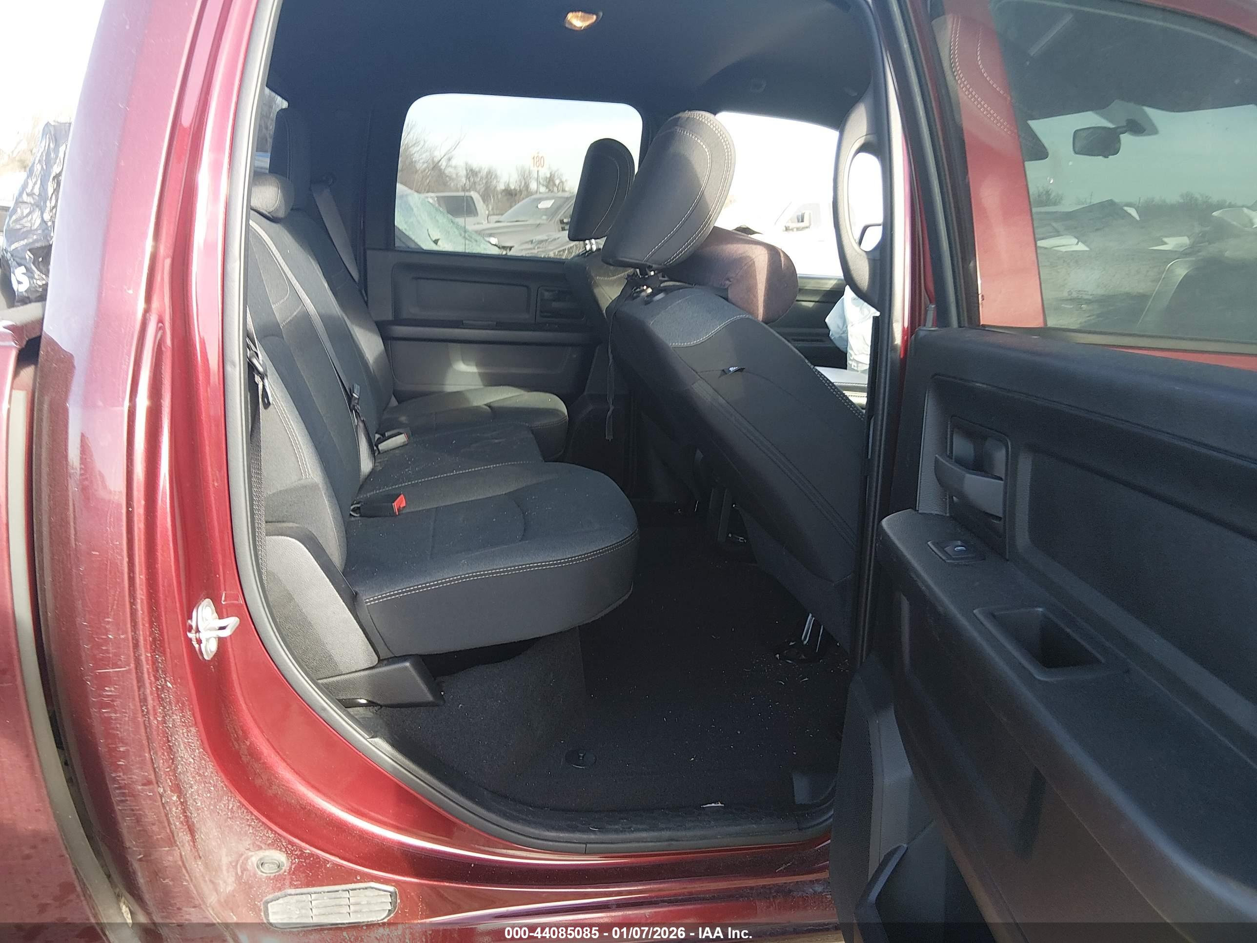 RAM 2500 image 8