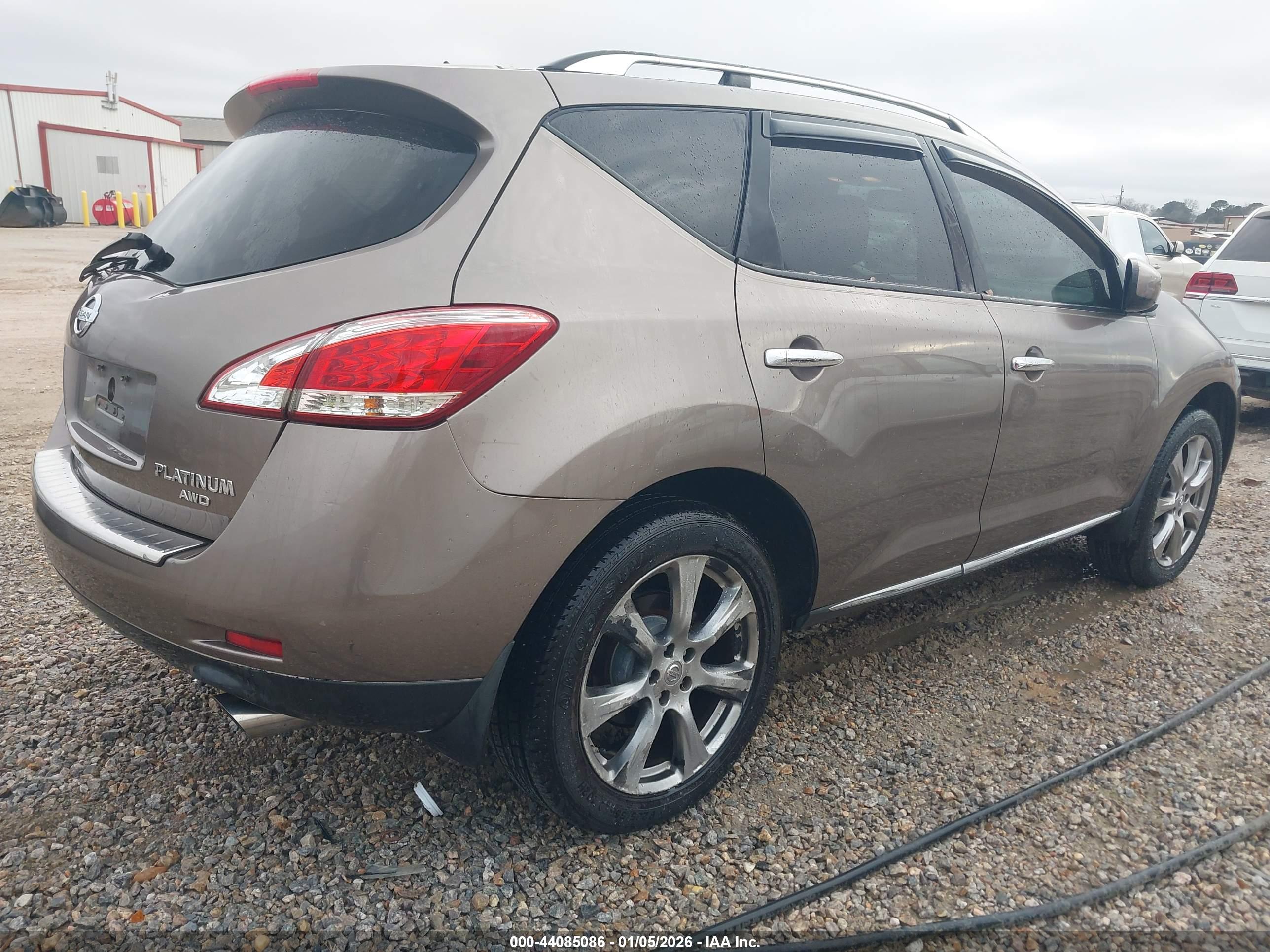 NISSAN MURANO image 4
