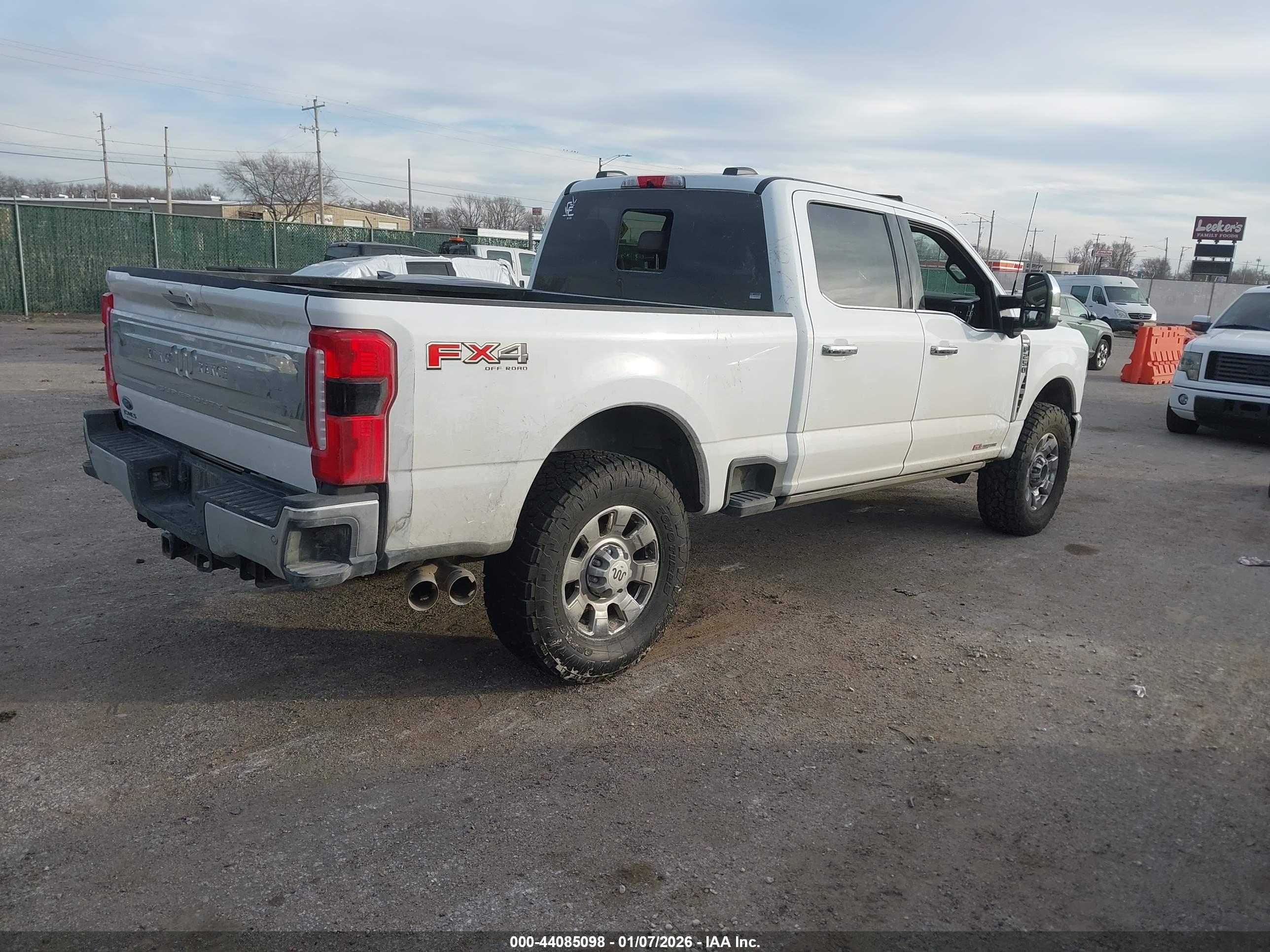 FORD F-250 image 4