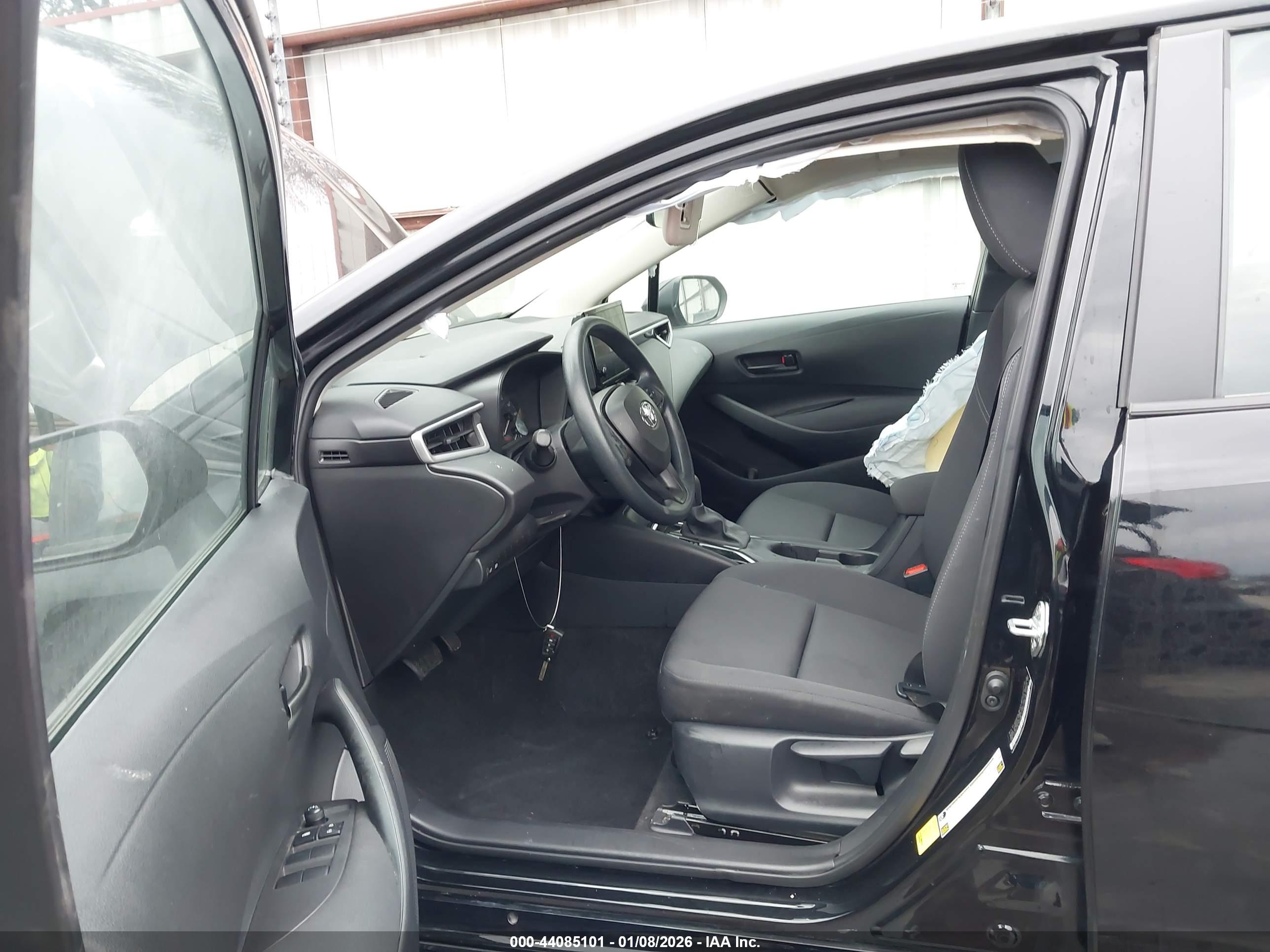 TOYOTA COROLLA image 5
