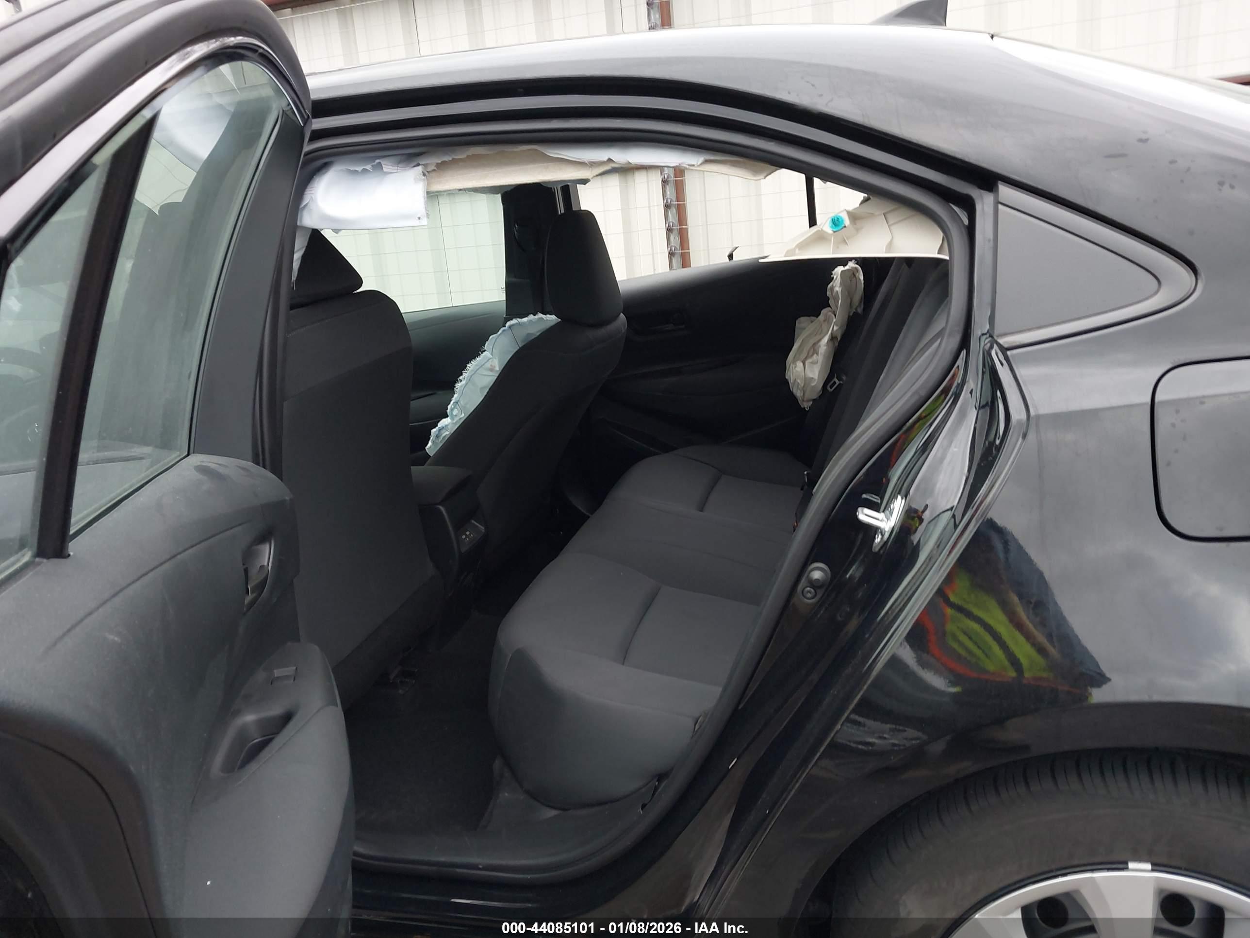 TOYOTA COROLLA image 8