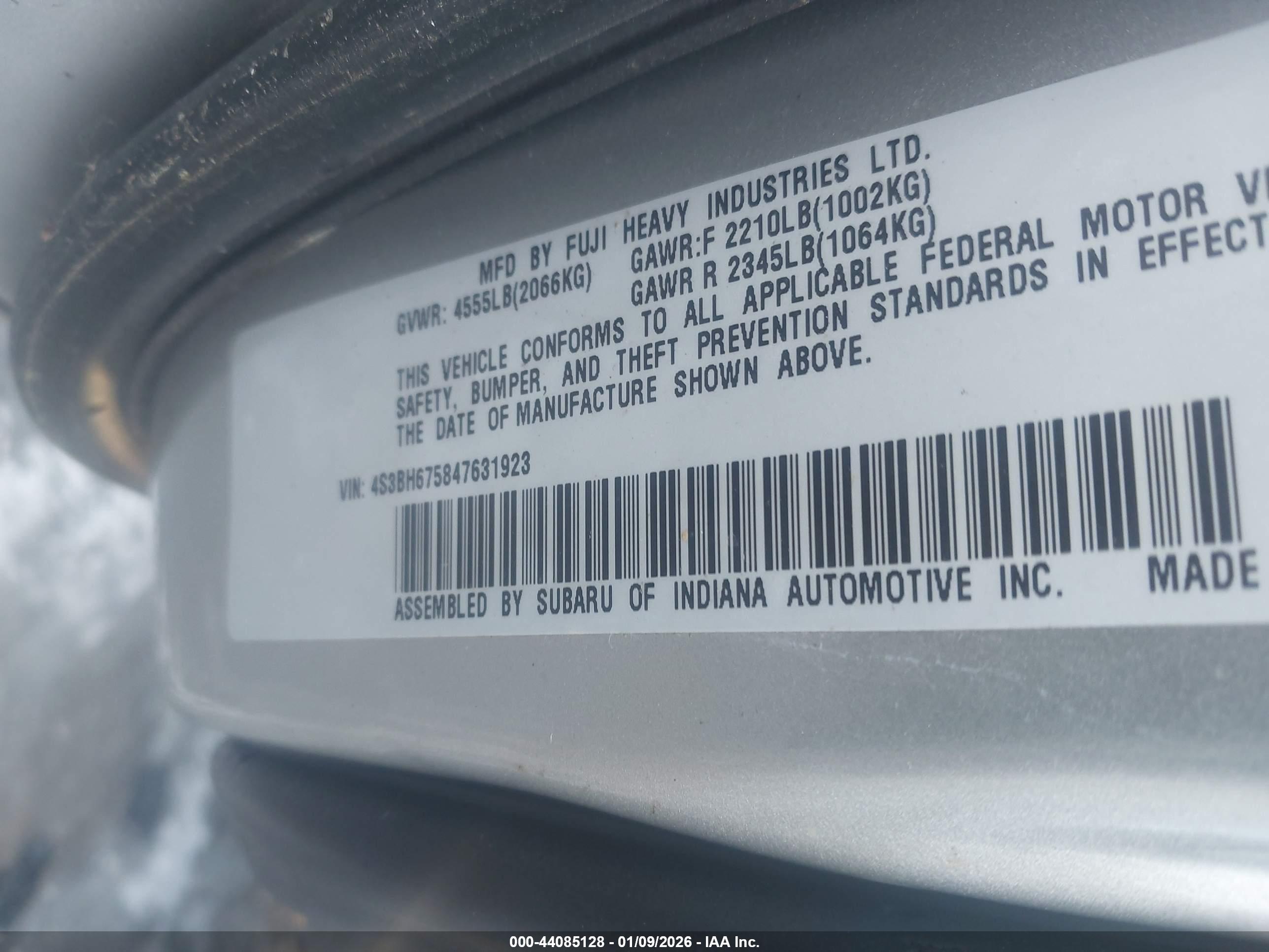 SUBARU OUTBACK image 9