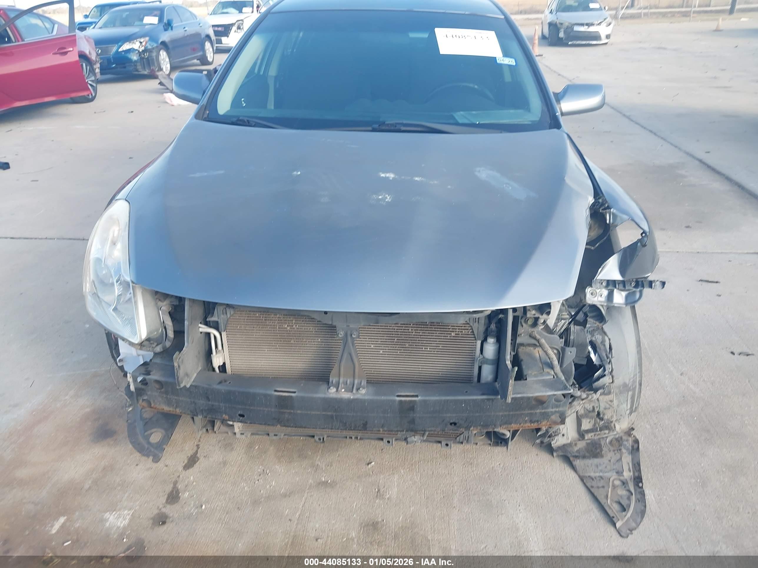 NISSAN ALTIMA image 6