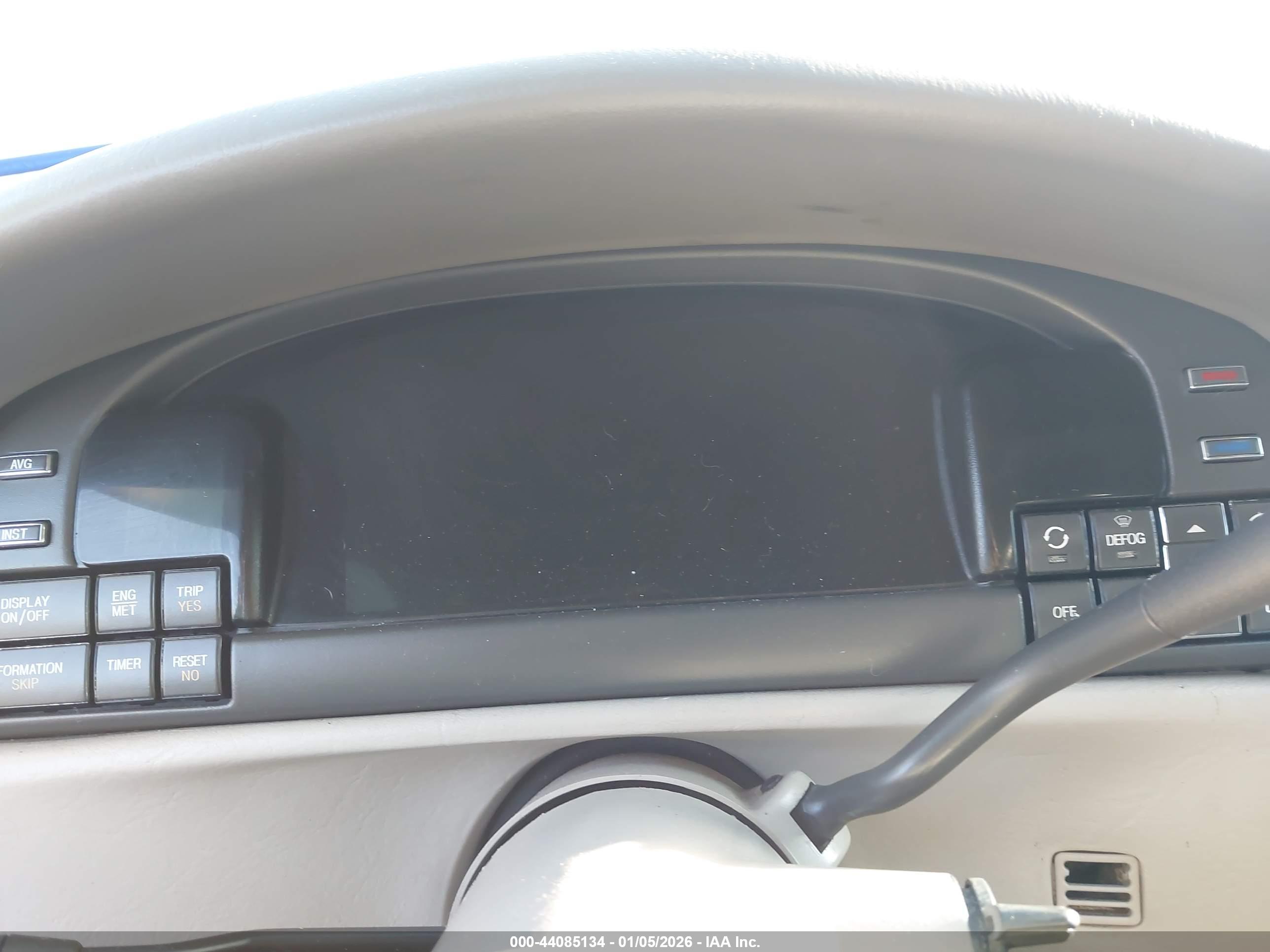 CADILLAC DEVILLE image 7