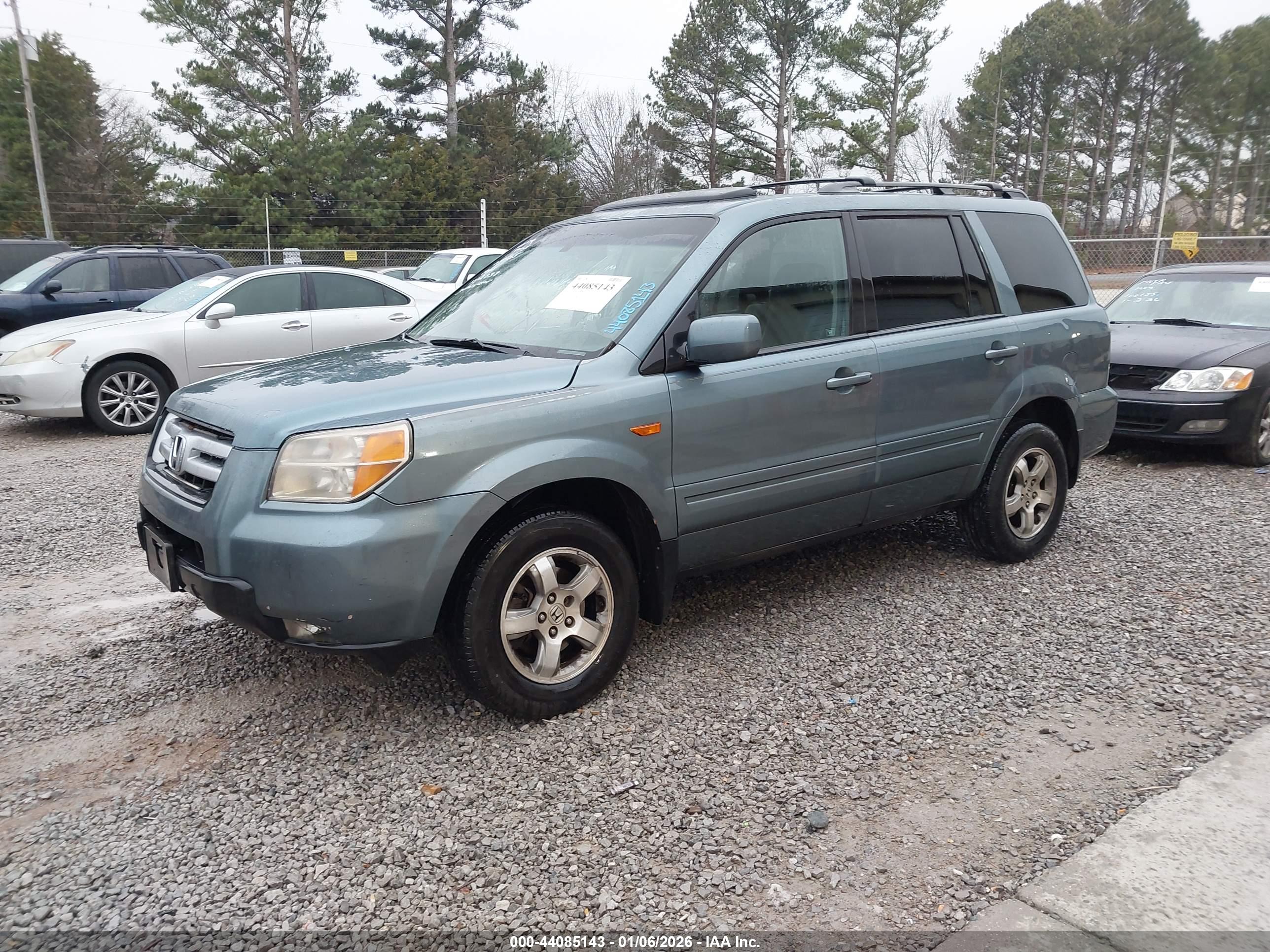 HONDA PILOT image 2