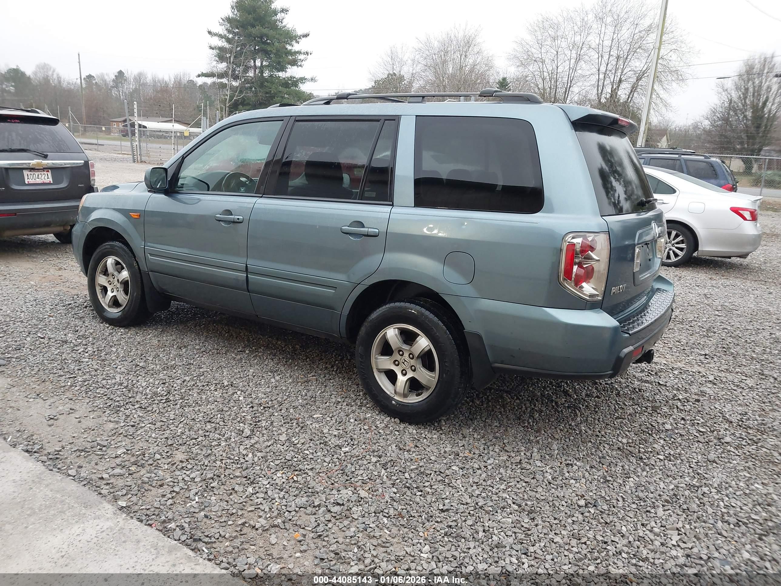 HONDA PILOT image 3