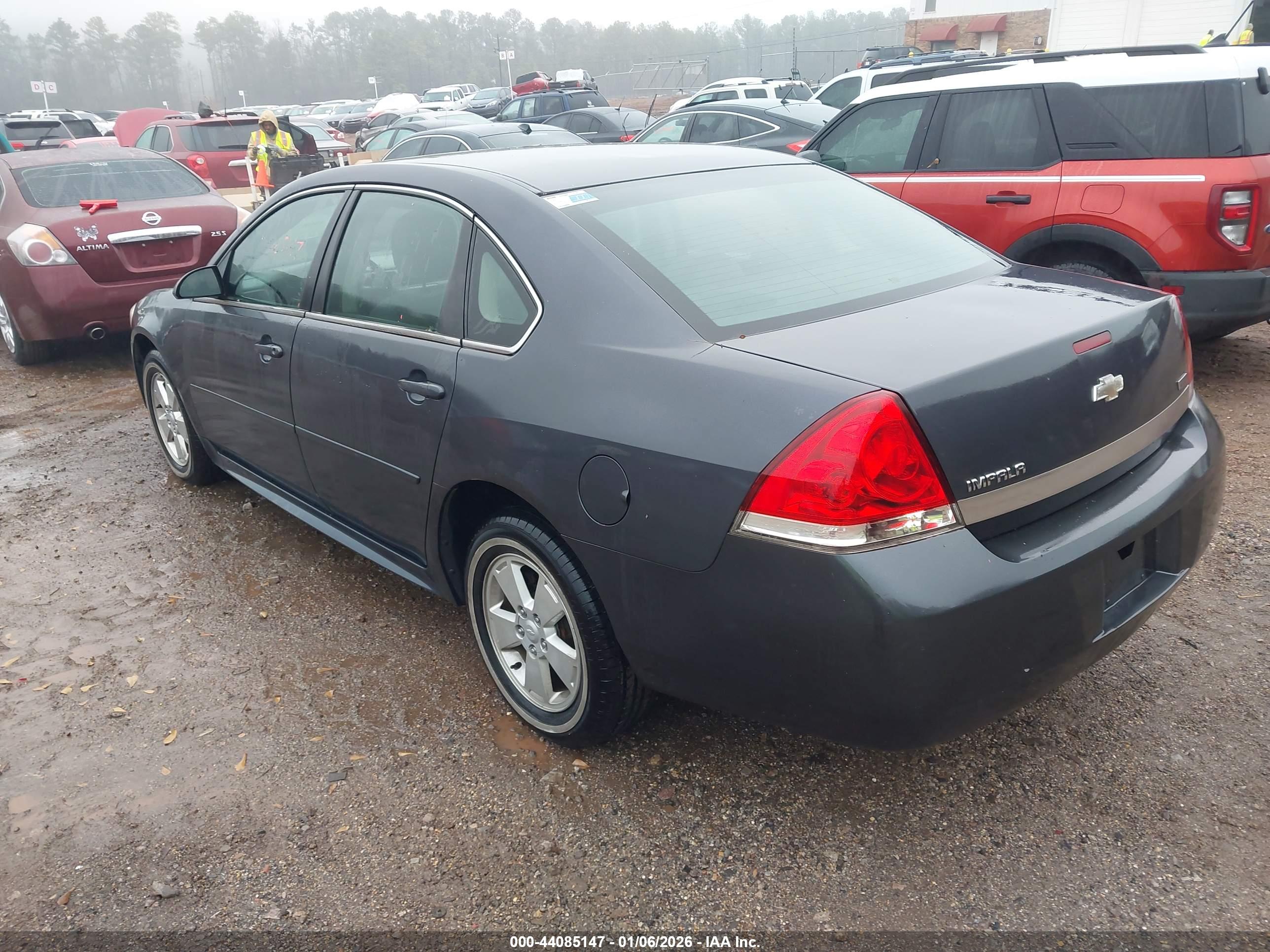 CHEVROLET IMPALA image 3