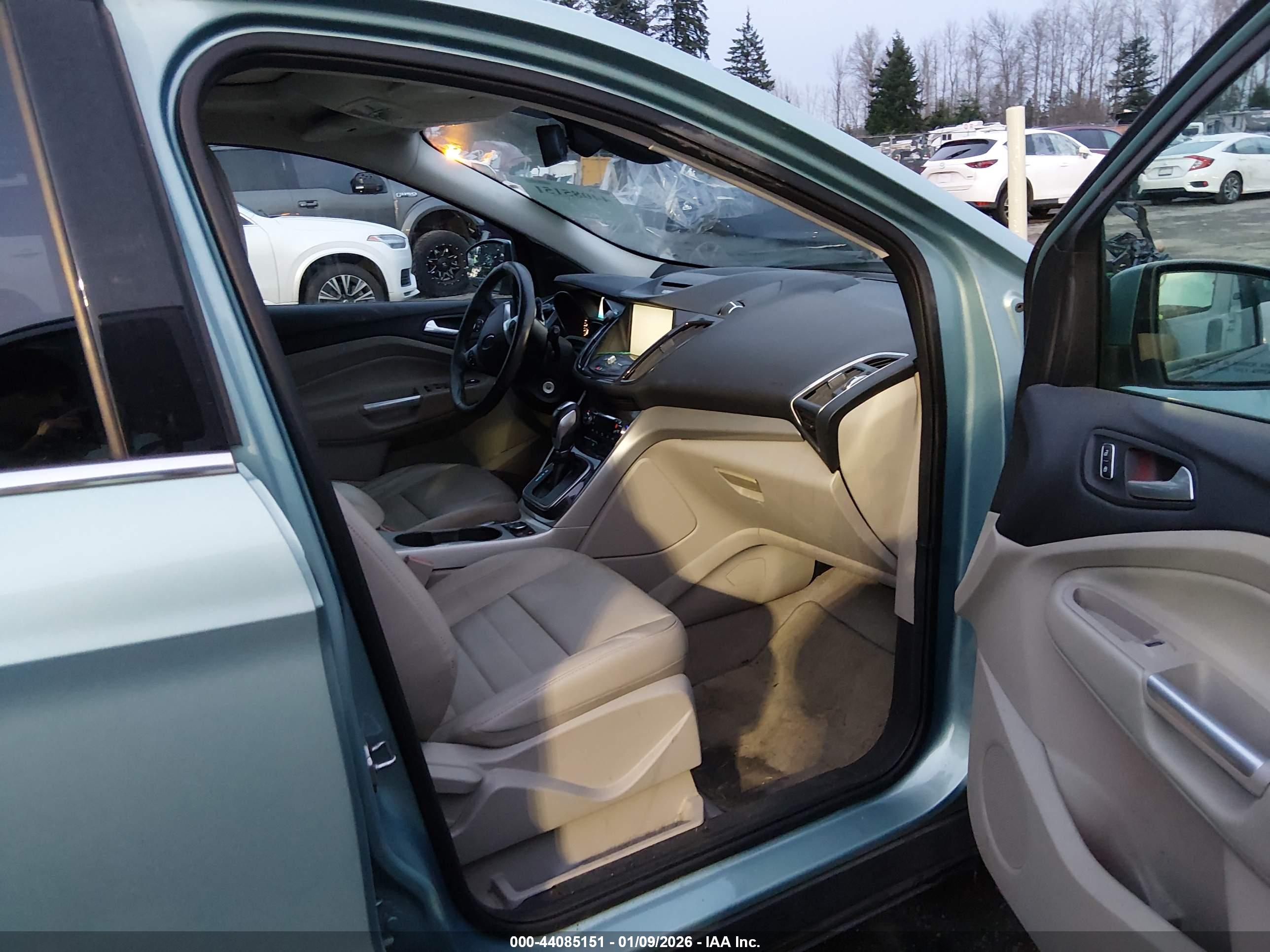 FORD ESCAPE image 5