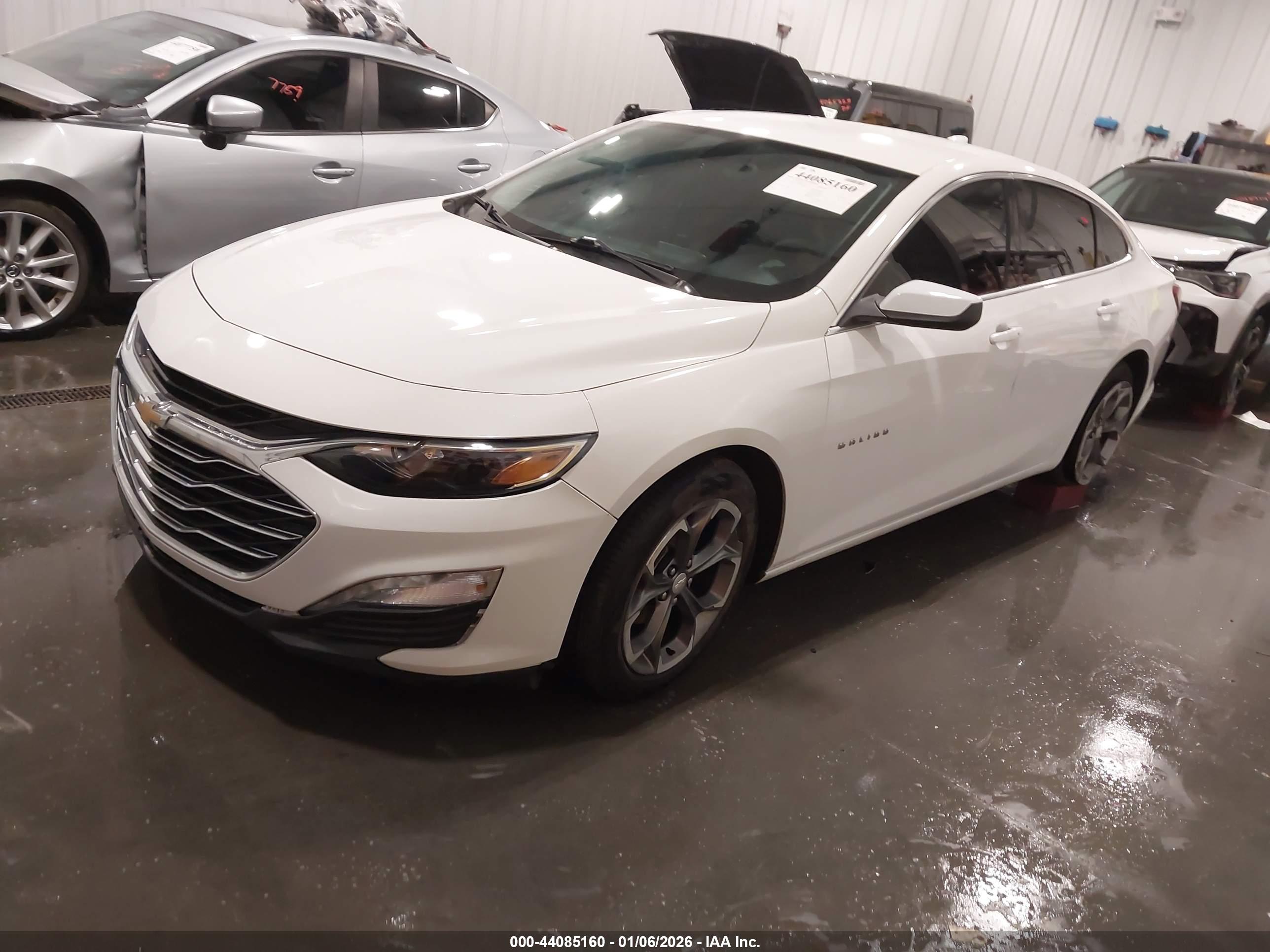 CHEVROLET MALIBU image 2