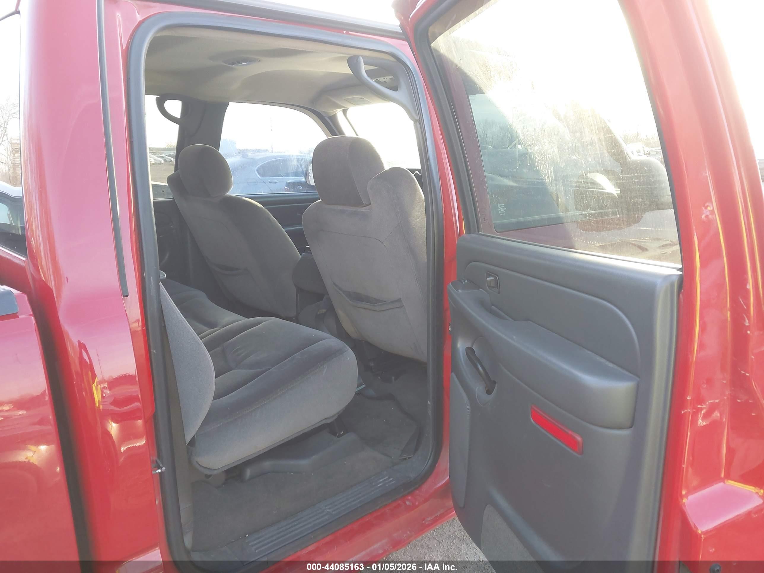 GMC SIERRA image 8