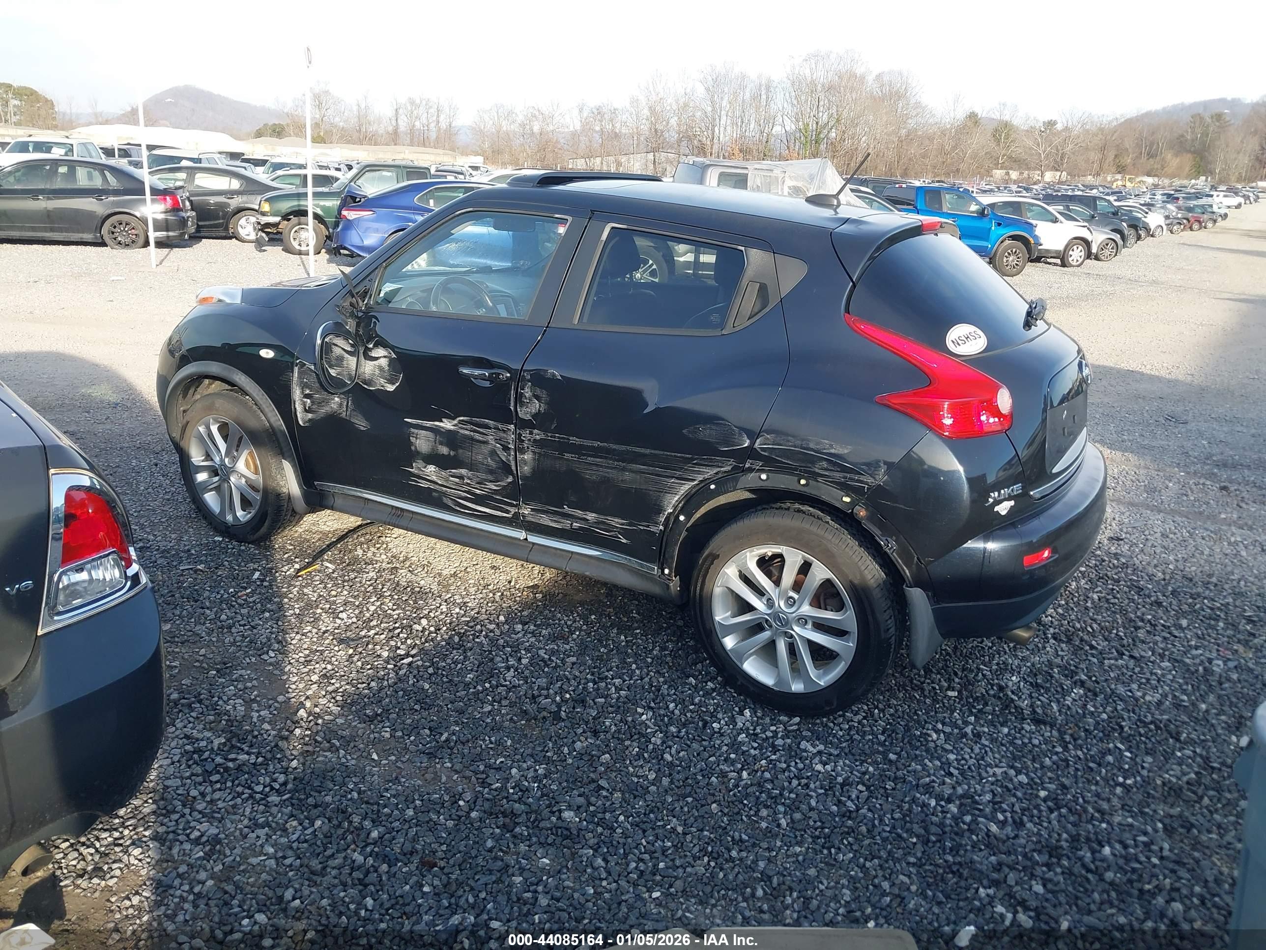 NISSAN JUKE image 3