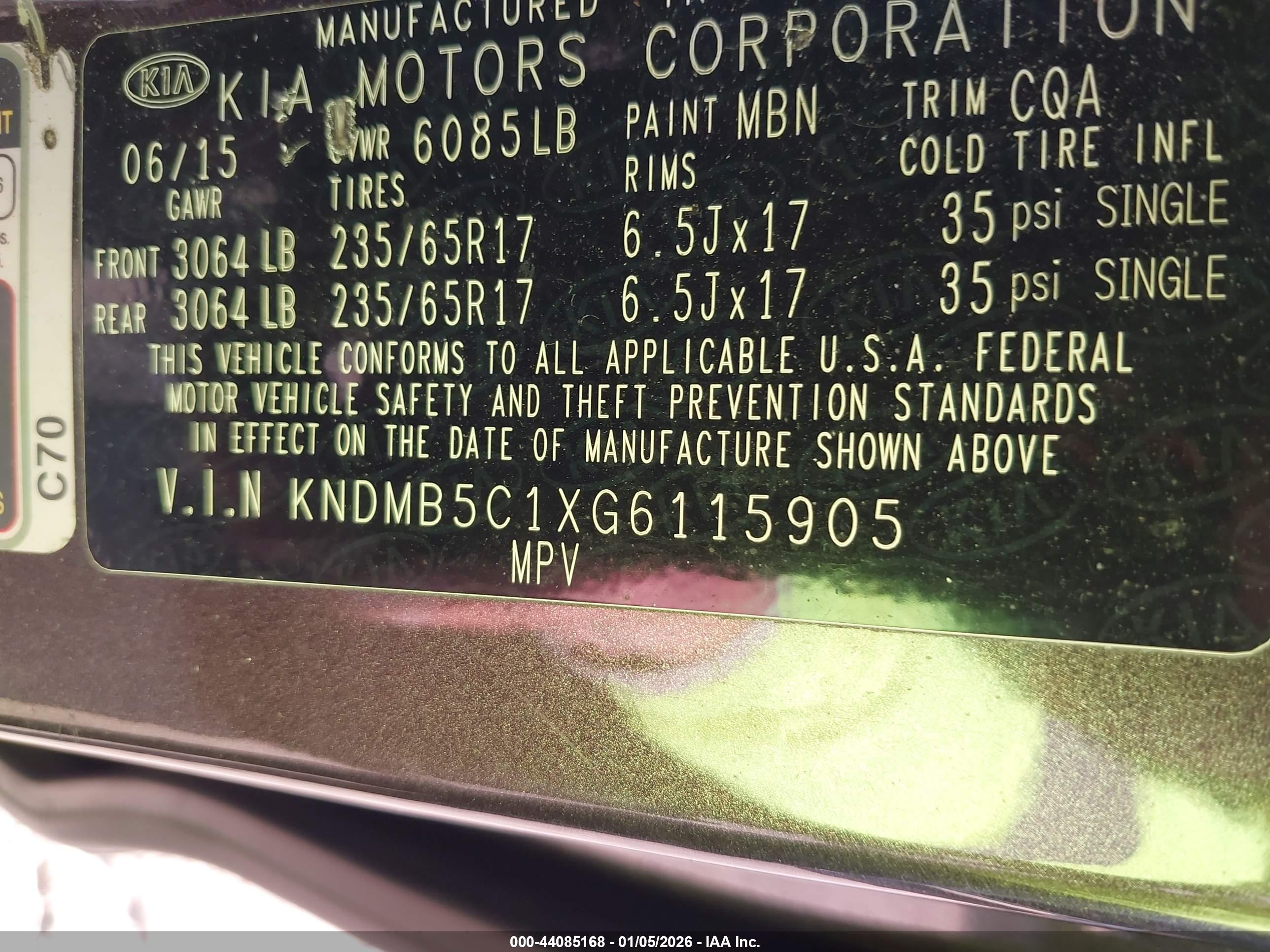 KIA SEDONA image 9