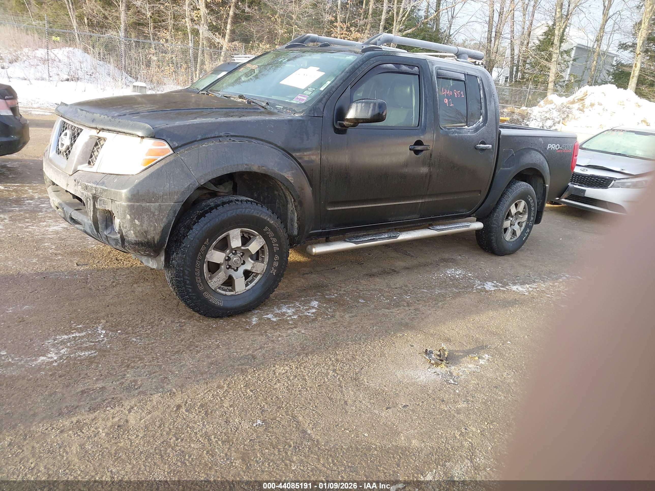 NISSAN FRONTIER image 2
