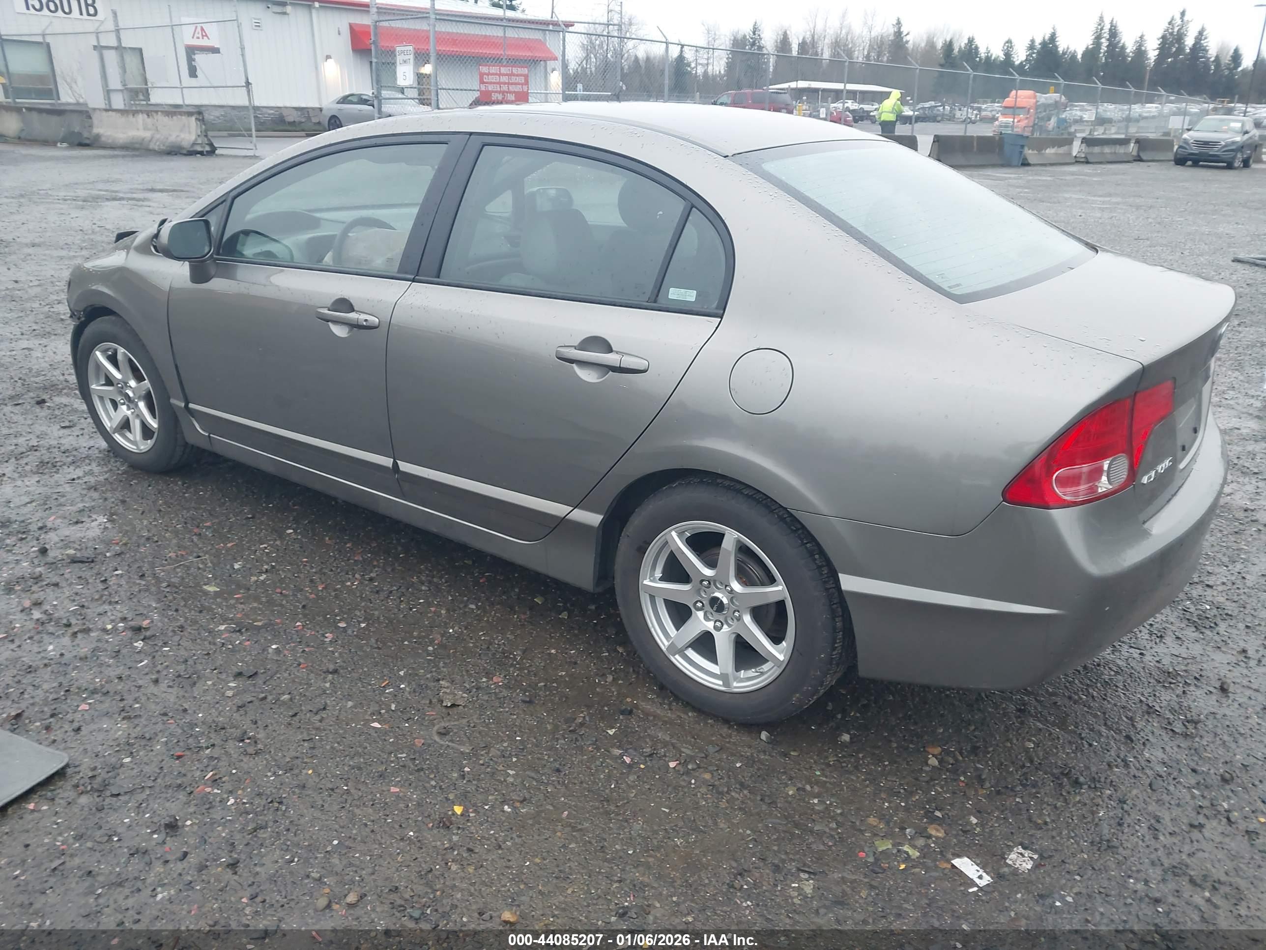 HONDA CIVIC image 3