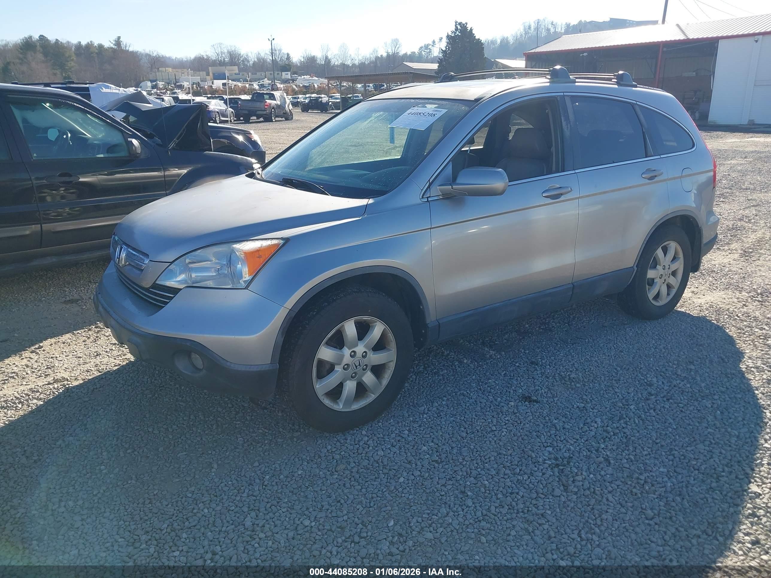 HONDA CR-V image 2