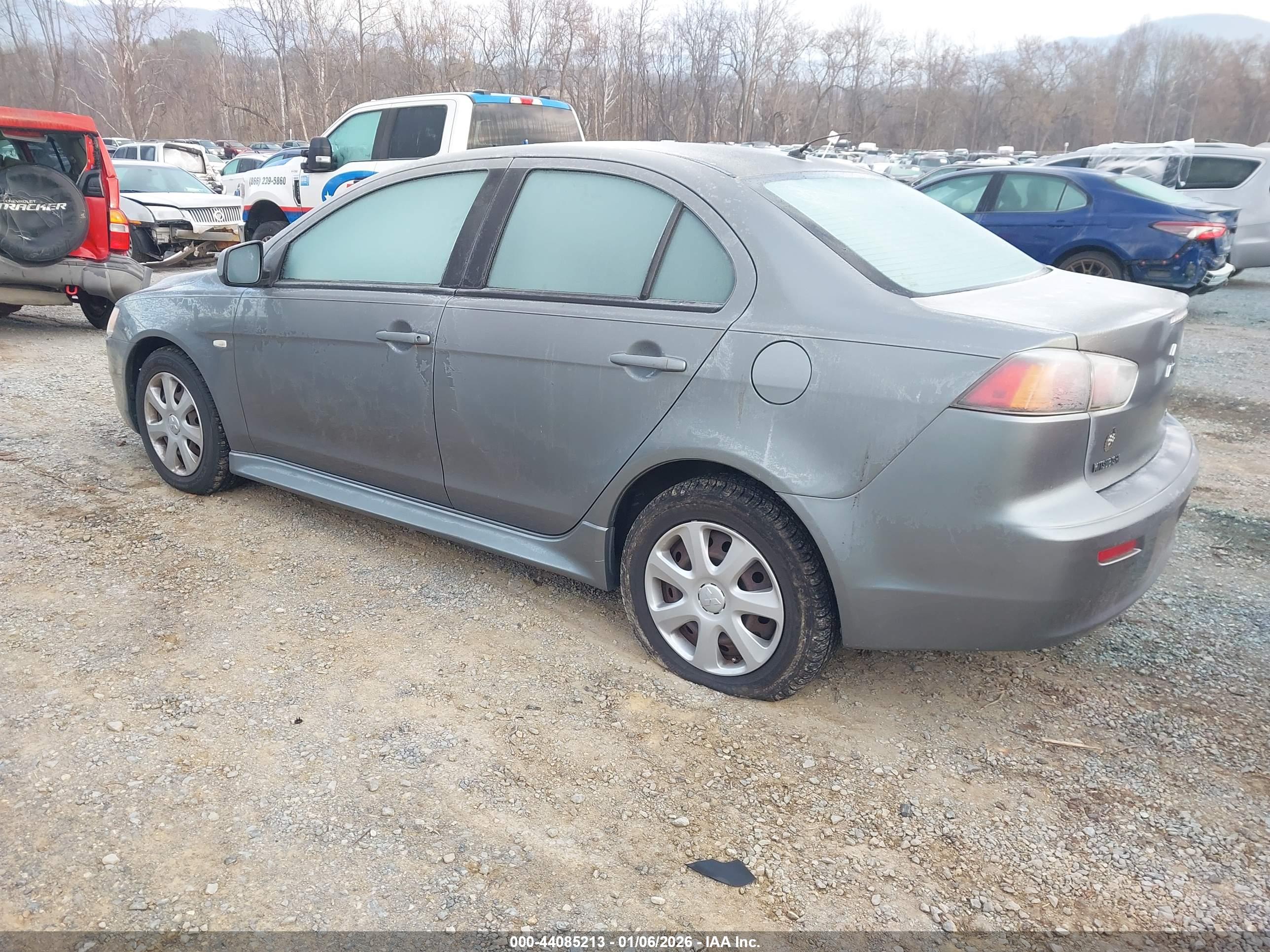 MITSUBISHI LANCER image 3