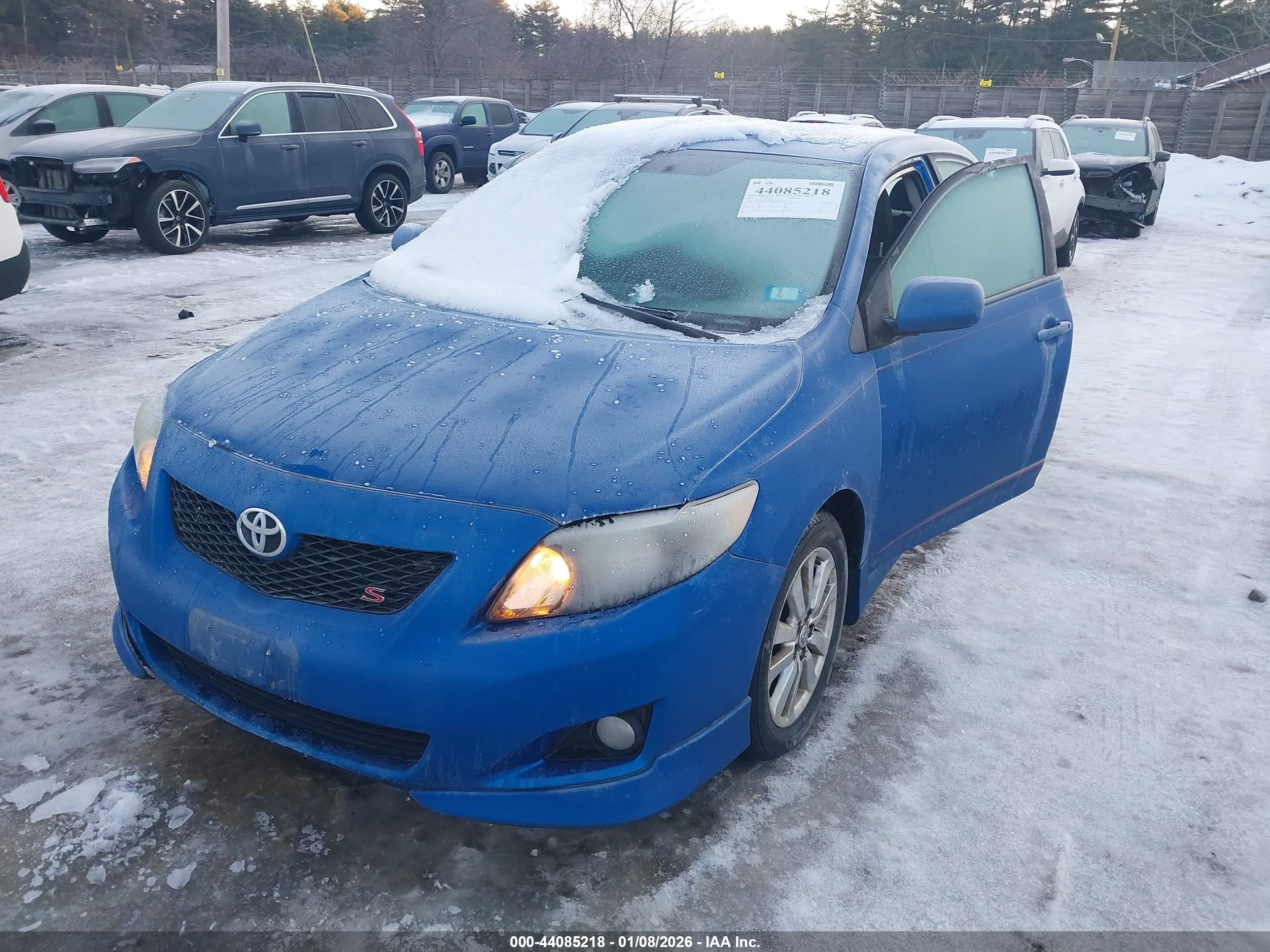TOYOTA COROLLA image 2