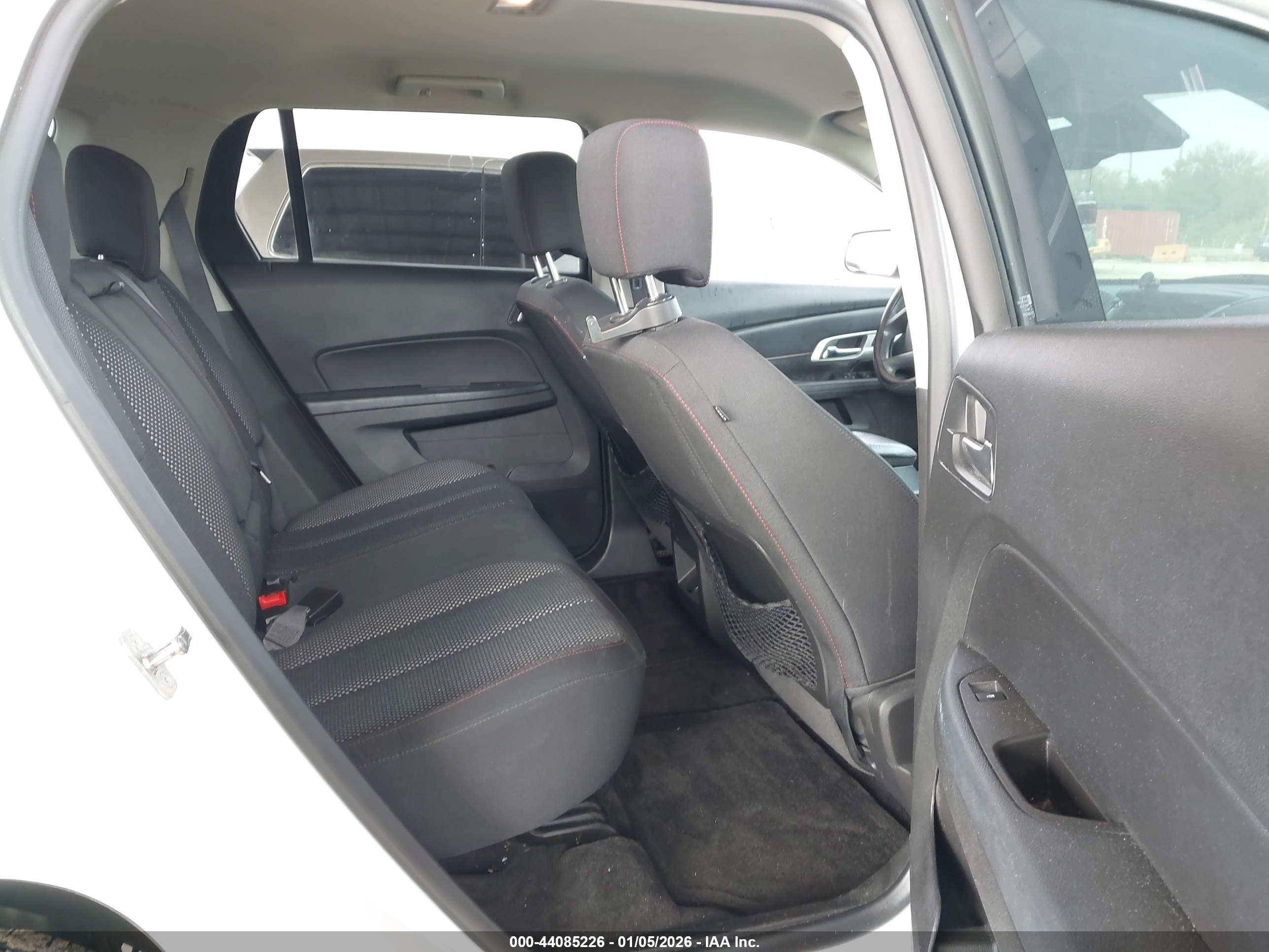 GMC TERRAIN image 8