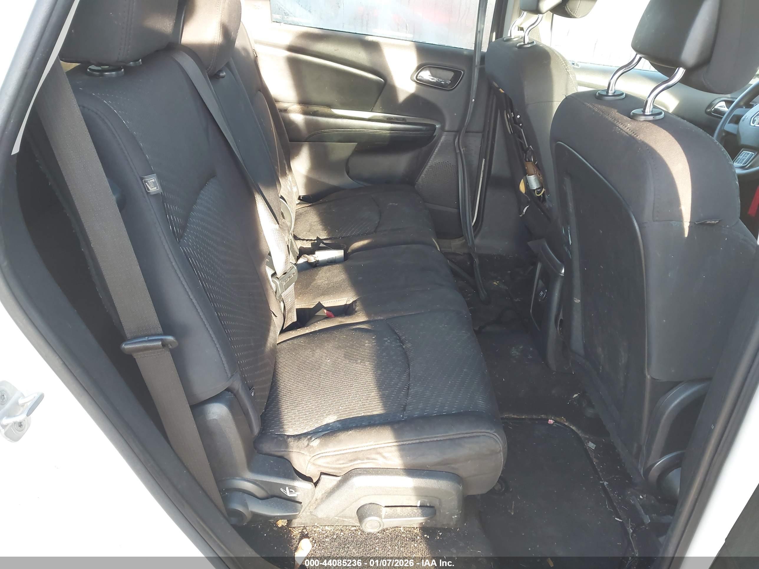 DODGE JOURNEY image 8