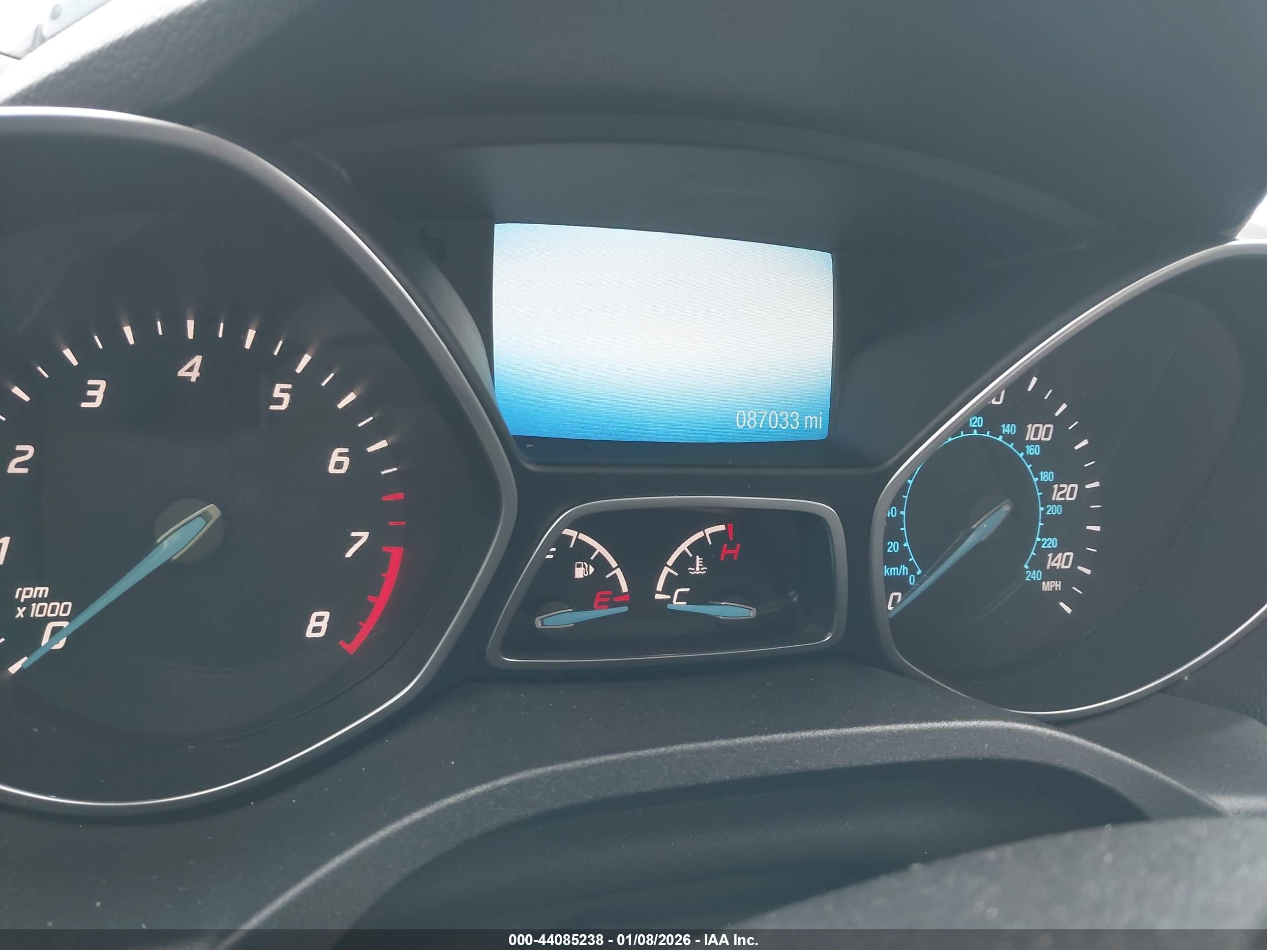 FORD ESCAPE image 7