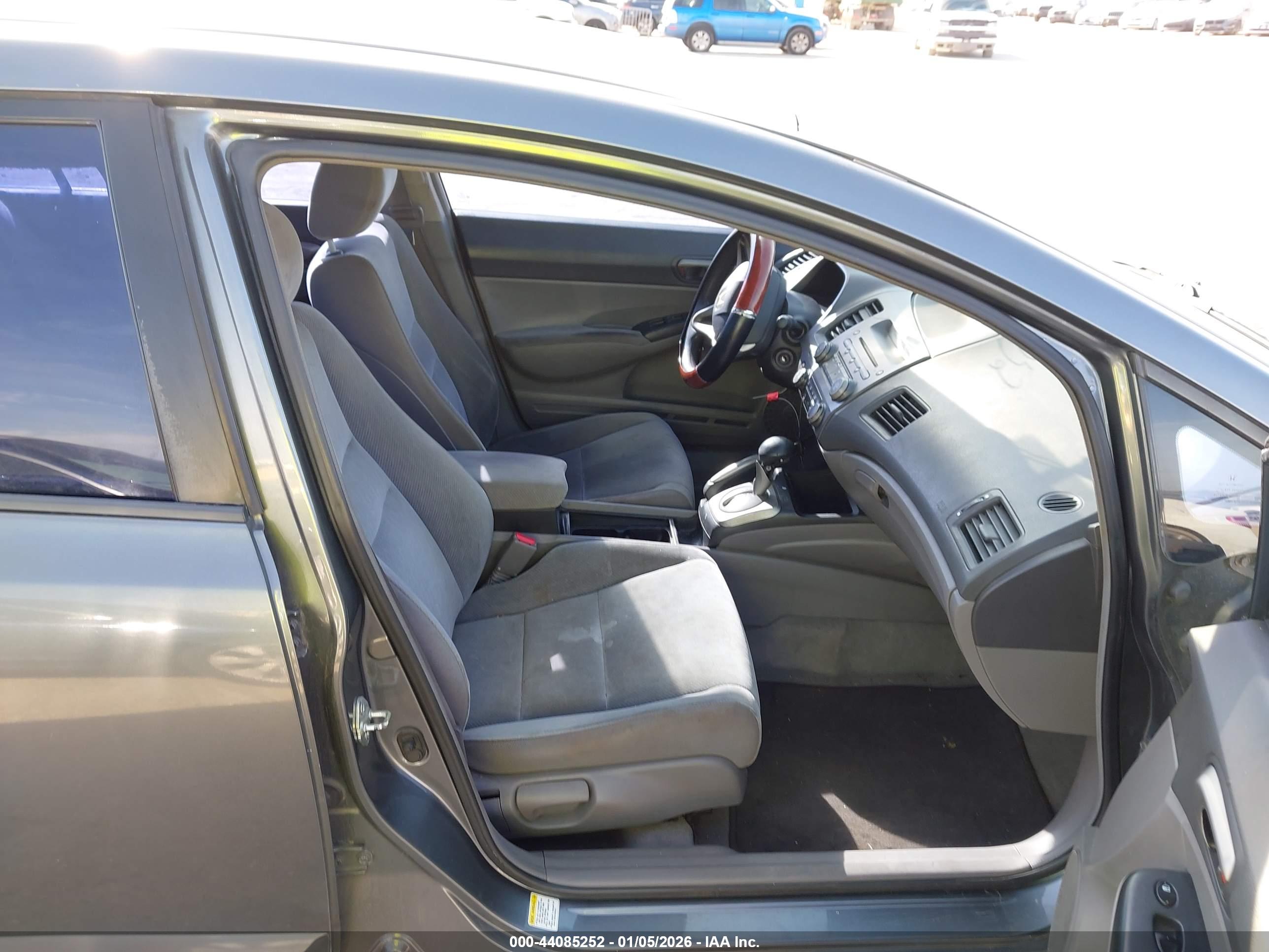 HONDA CIVIC image 5
