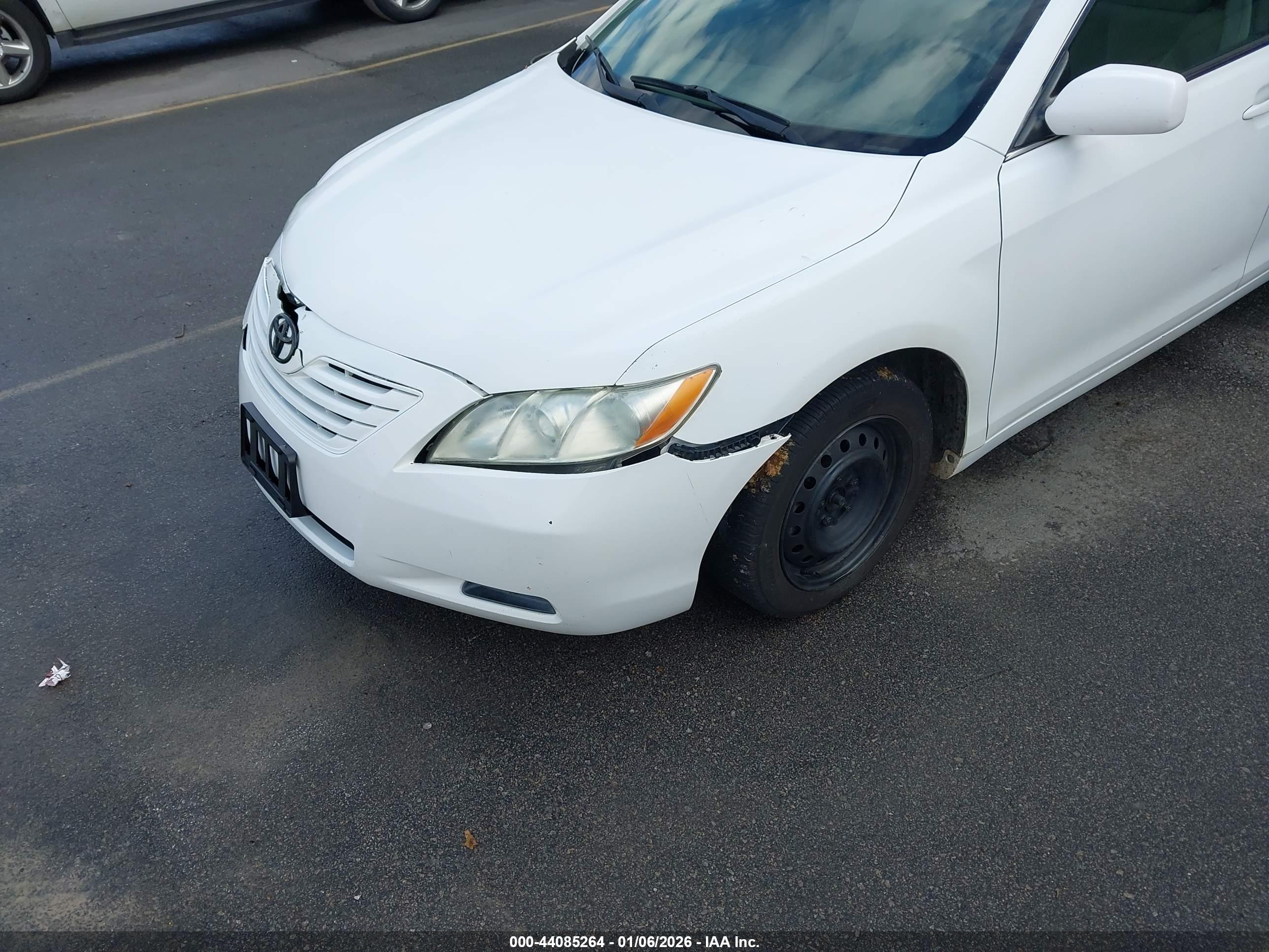 TOYOTA CAMRY image 6