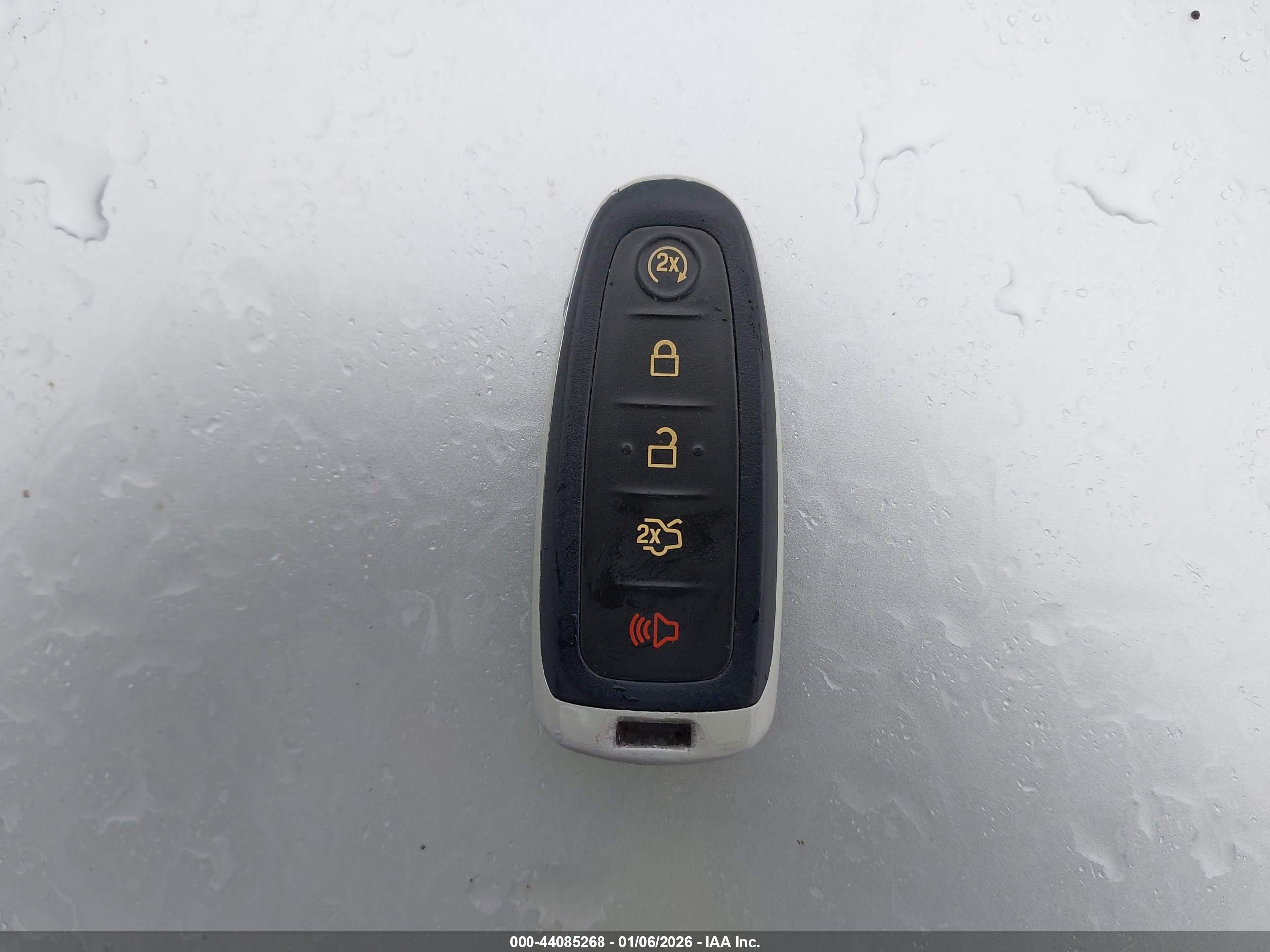FORD EDGE image 11