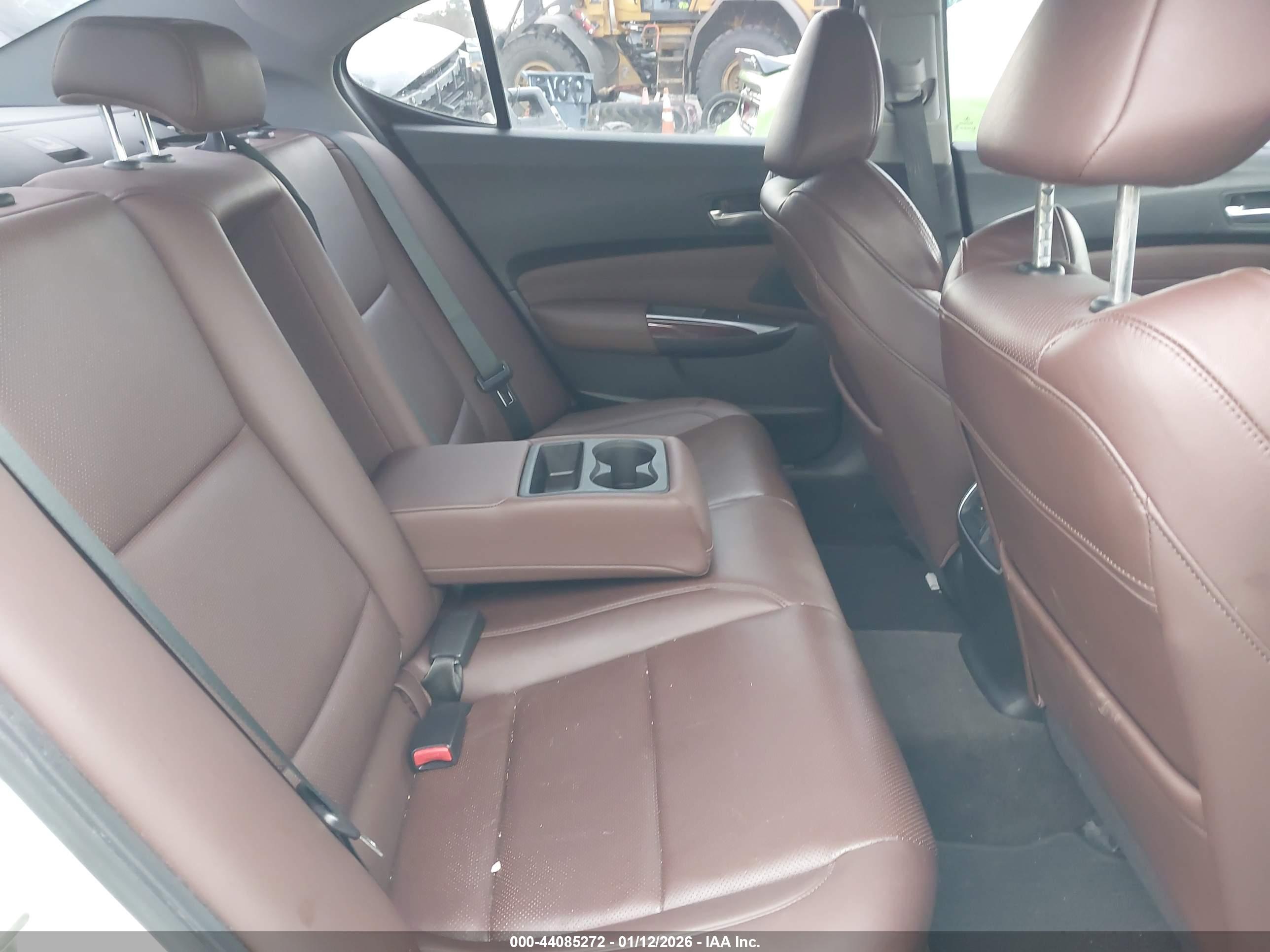 ACURA TLX image 8